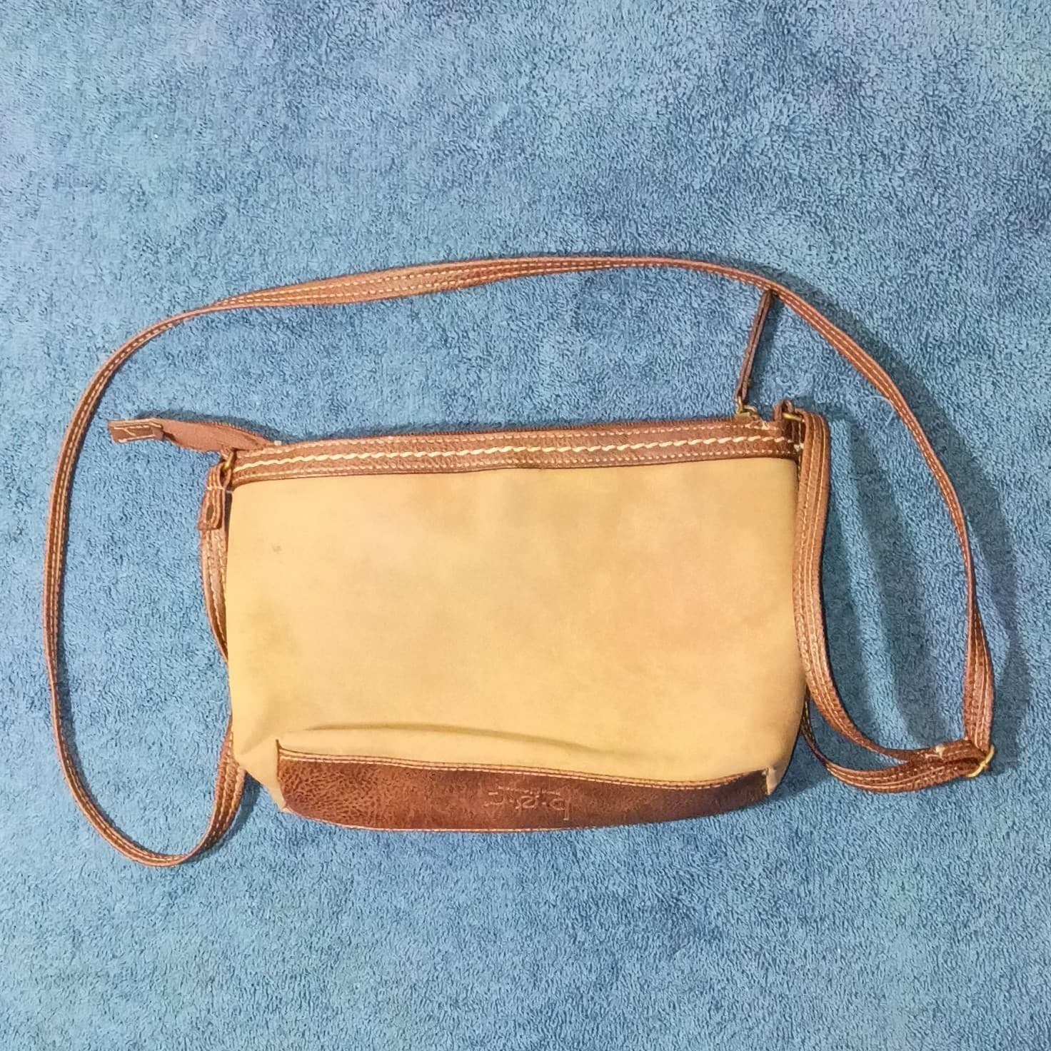 BOC Crossbody Purse Shoulder Bag Brown Tan Leather Born Concept B.O.C. Handbag - Thumbnail 2