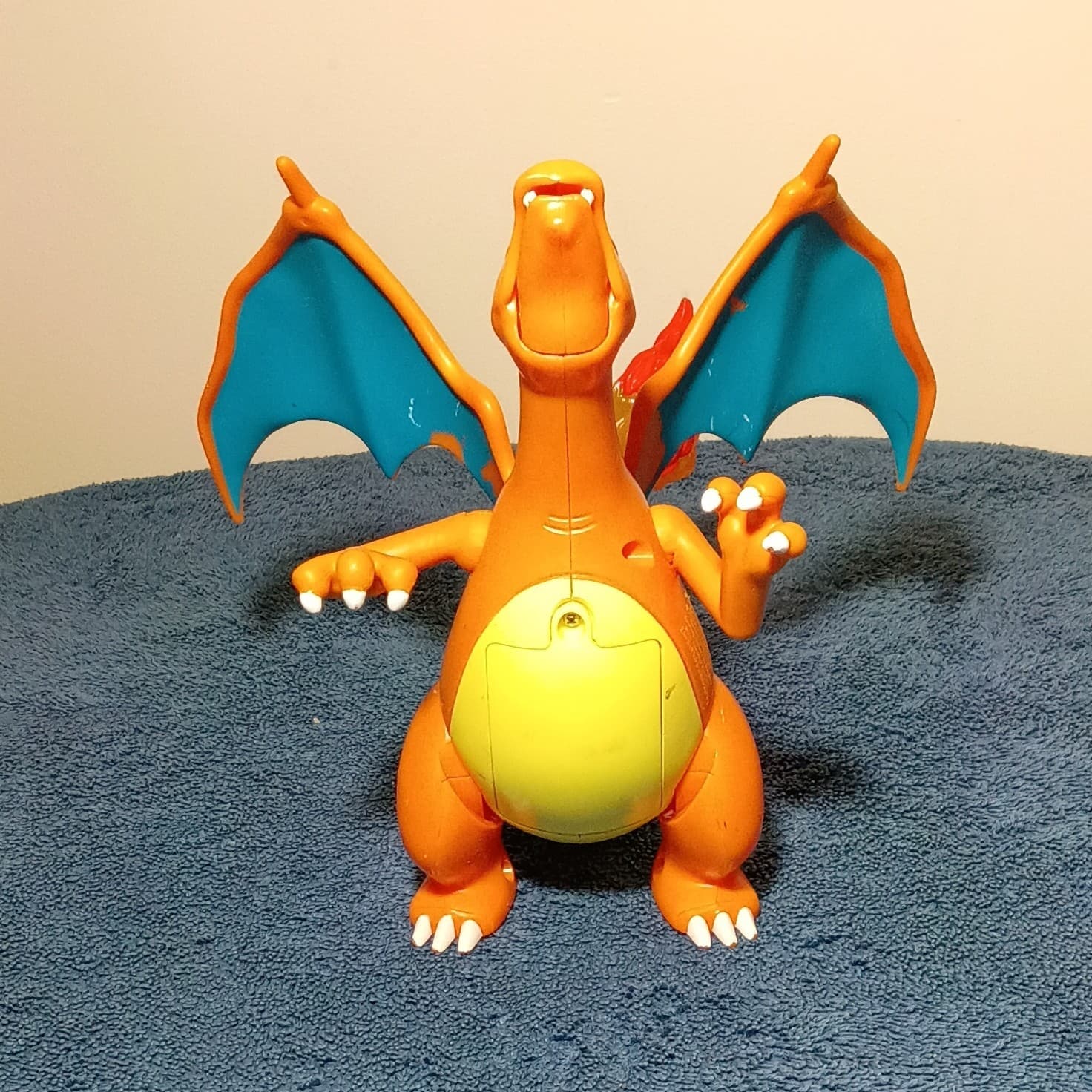 Pokemon Vintage 2004 Pokeman Figure Lights Sound Charizard tested works - Thumbnail 4