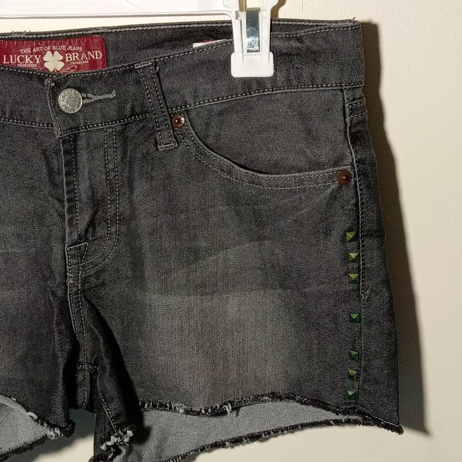 Lucky Brand Boardwalk Short Cut Off Denim Shorts Black Embroidered Size 4/27 - Thumbnail 2