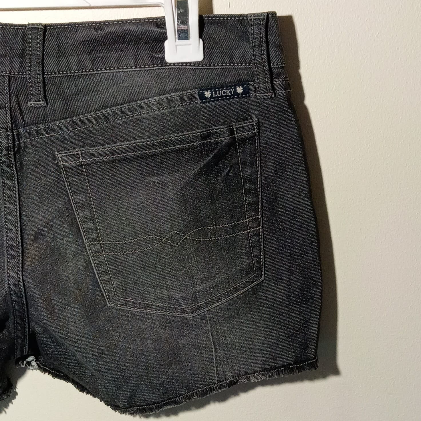 Lucky Brand Boardwalk Short Cut Off Denim Shorts Black Embroidered Size 4/27 - Thumbnail 6