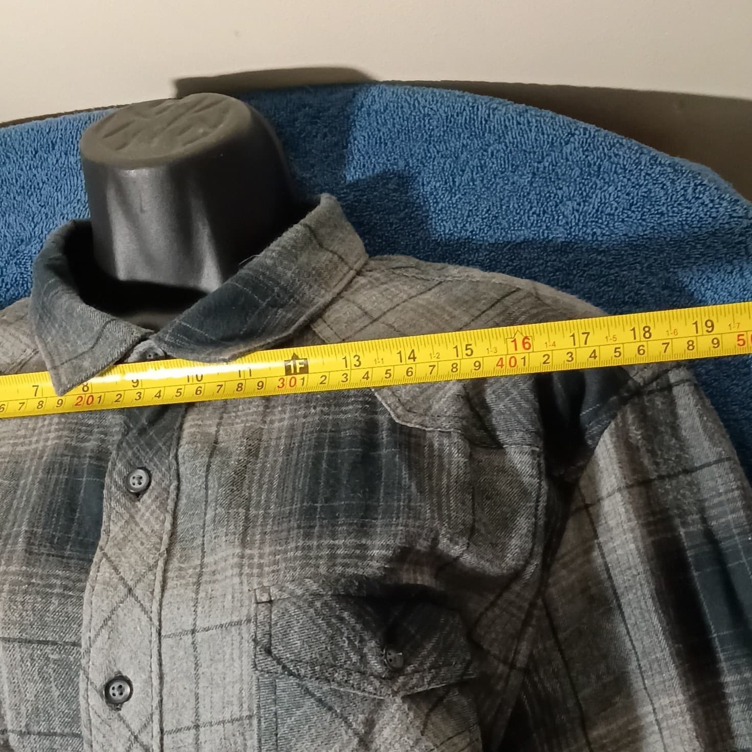 ROCK & REPUBLIC Flannel Mens Size Large Dark Plaid - Thumbnail 13