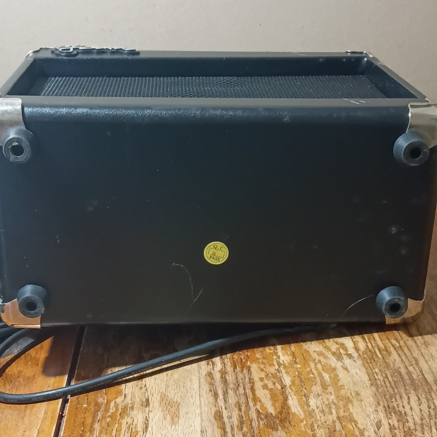 Esteban CA-8 12 Watt Portable Electric Guitar Amp Amplifier G-10 12x6.5x9.25" - Thumbnail 10