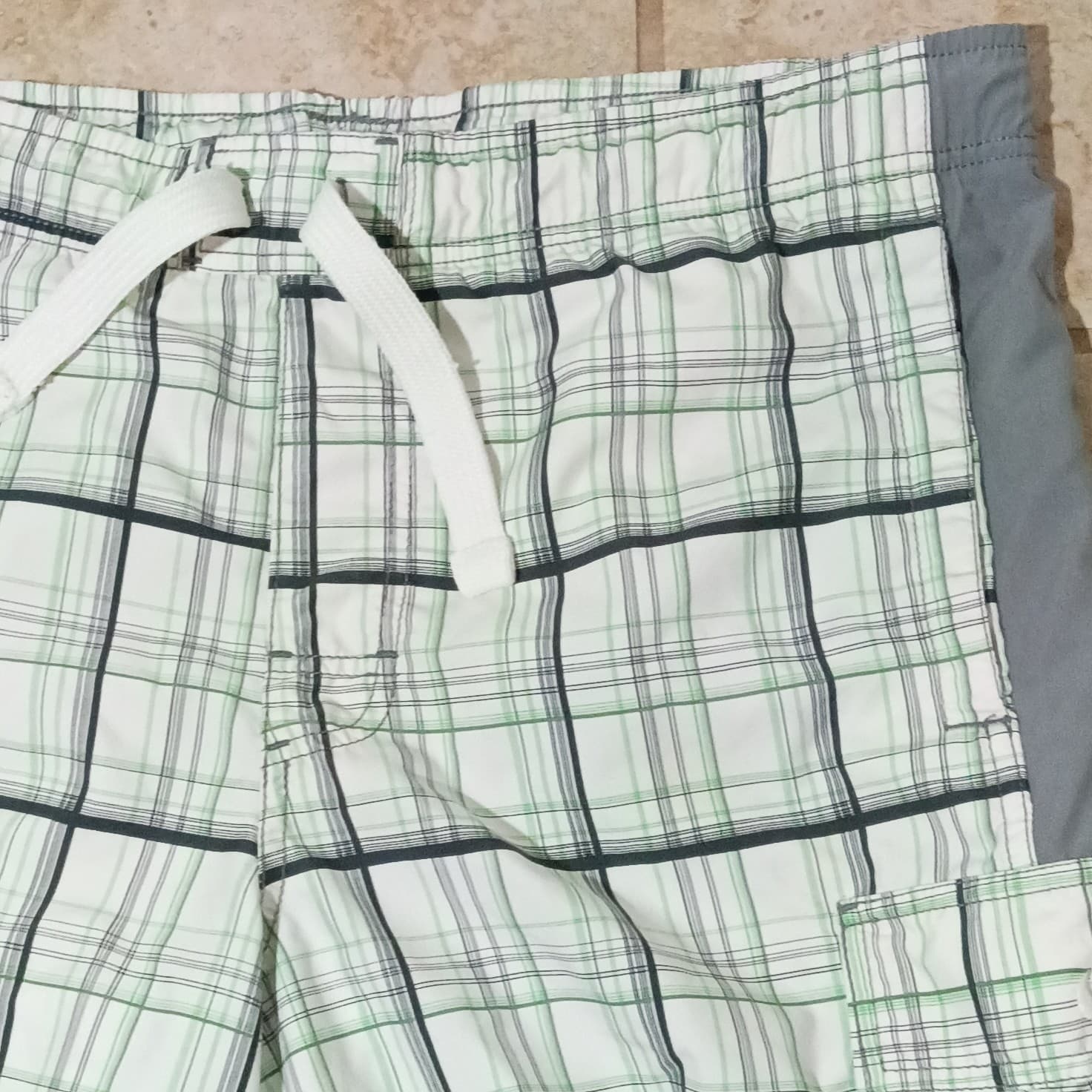Nike Cargo Shorts Mens L White/Green/Black Plaid 9" - Thumbnail 3