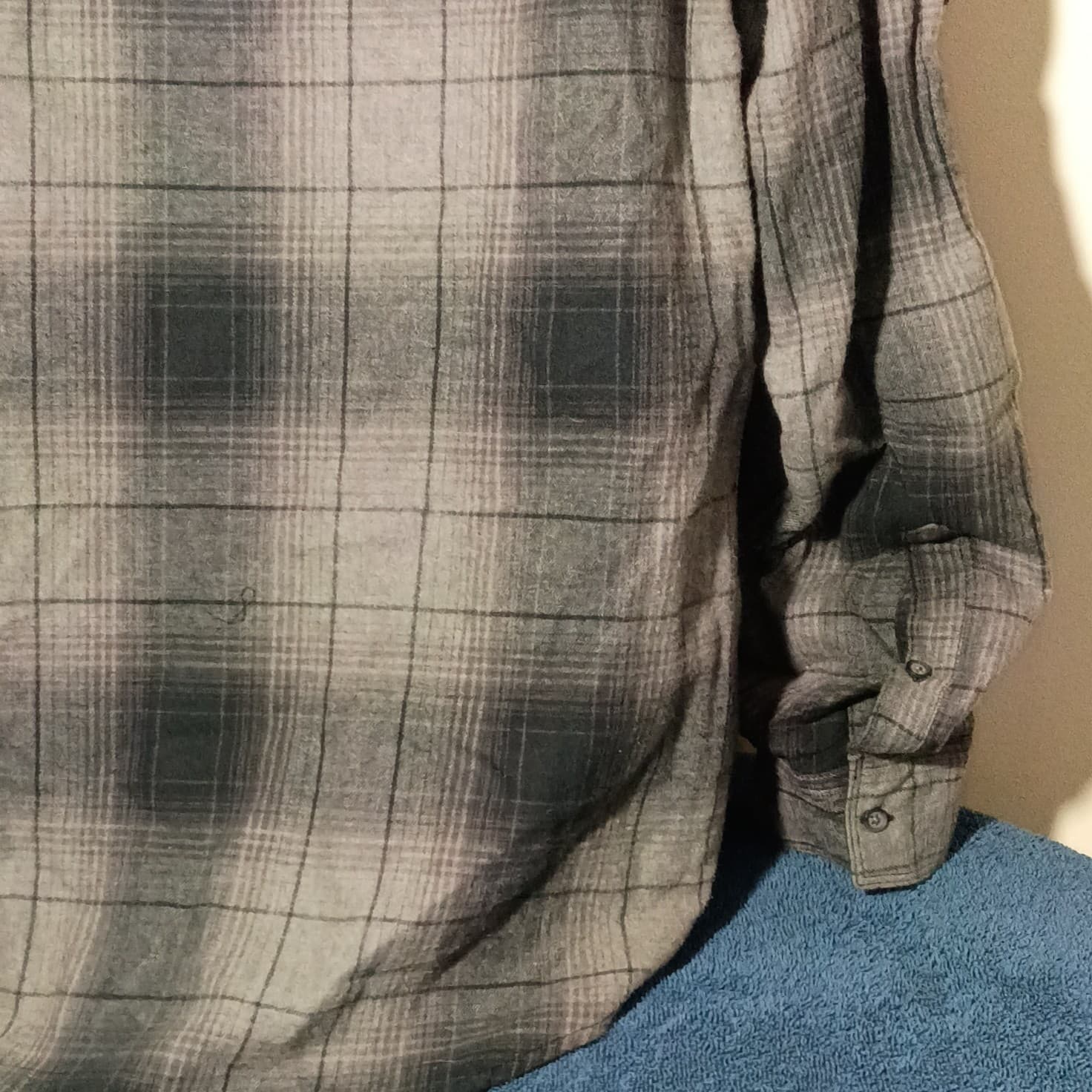 ROCK & REPUBLIC Flannel Mens Size Large Dark Plaid - Thumbnail 11
