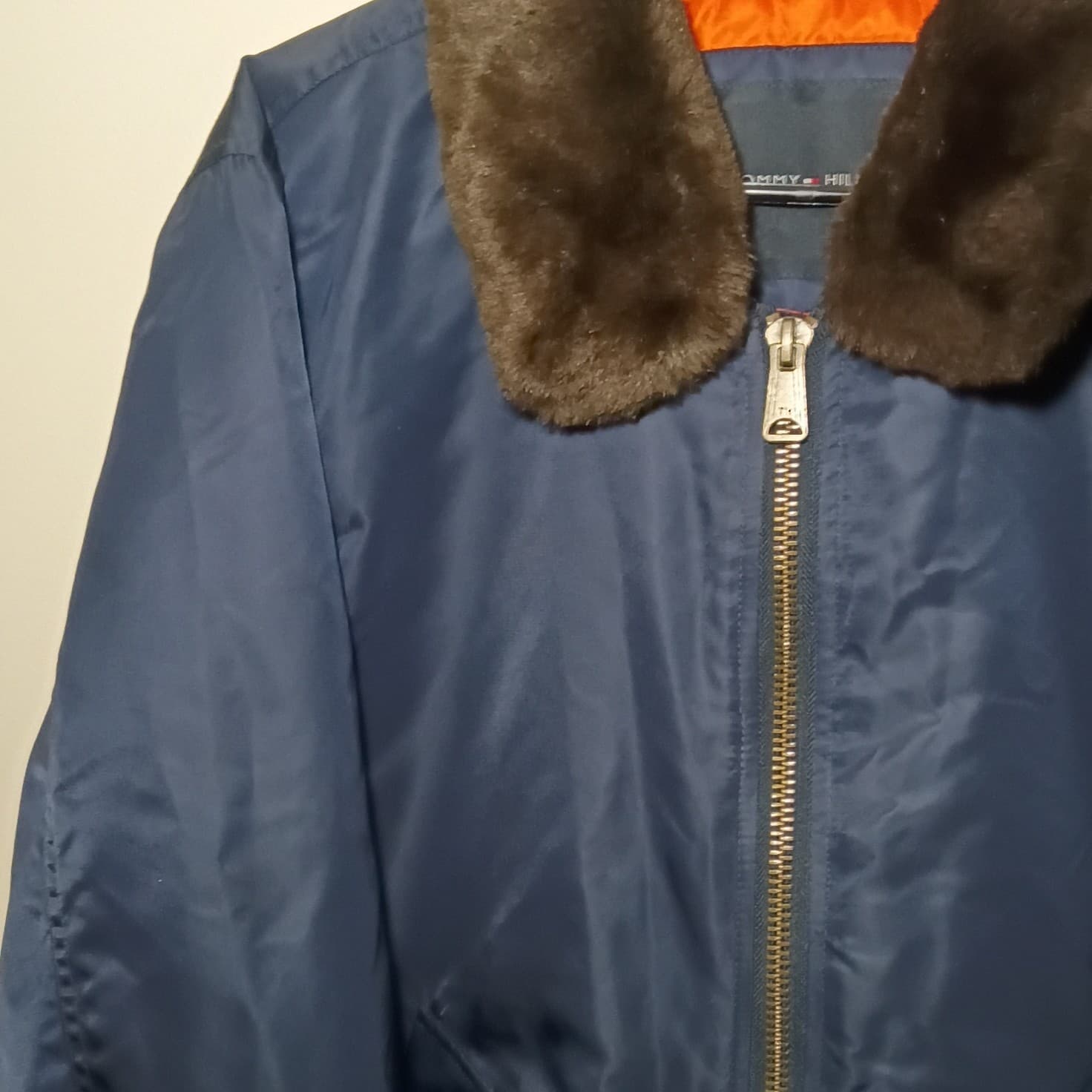 TOMMY HILFIGER REMOVABLE FAUX FUR MENS FULL ZIP BOMBER LOGO JACKET SZ: large - Thumbnail 4