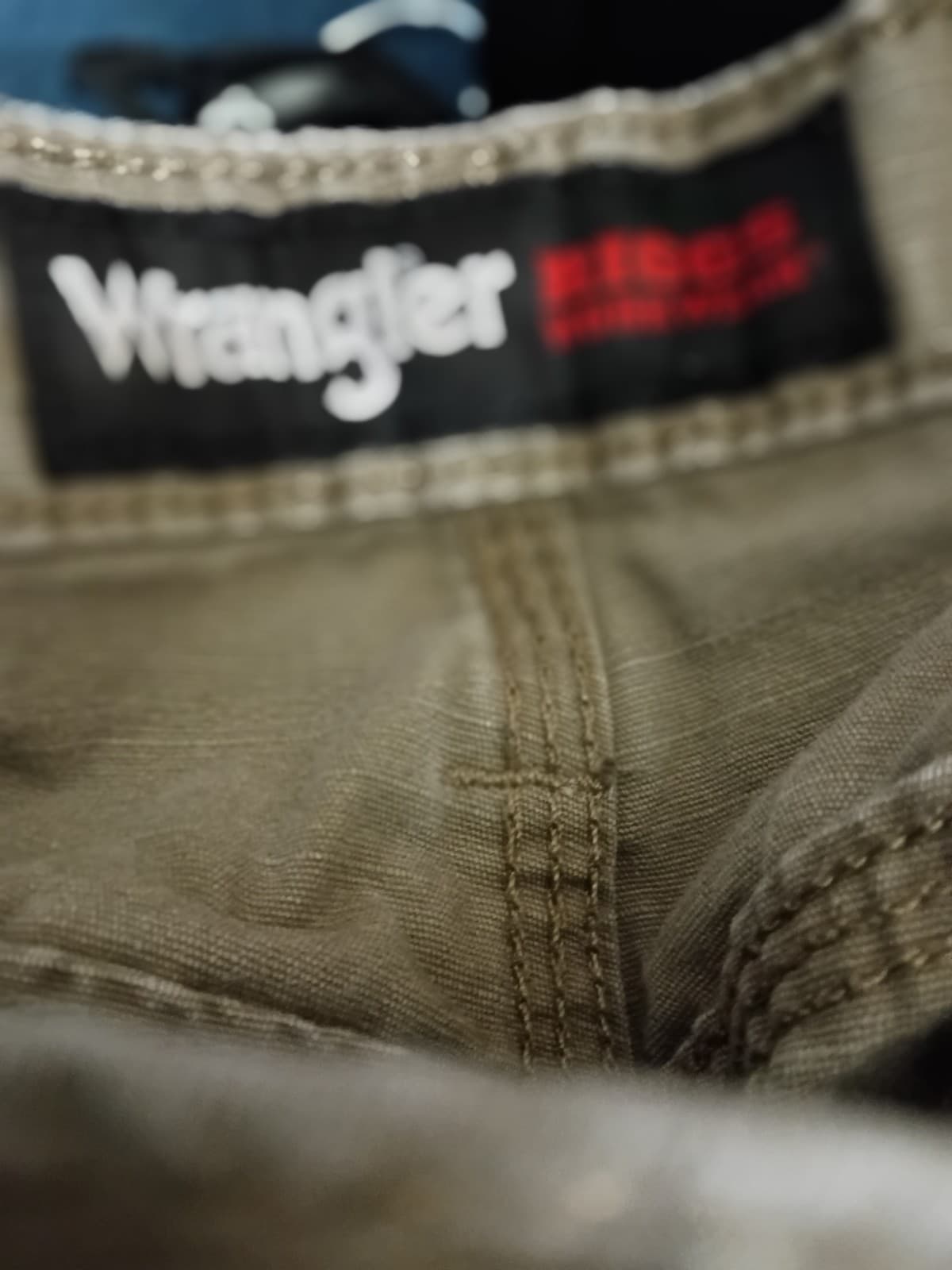 Wrangler Riggs Workwear Cargo Pants Mens Size 36x30 light tan colorway - Thumbnail 8