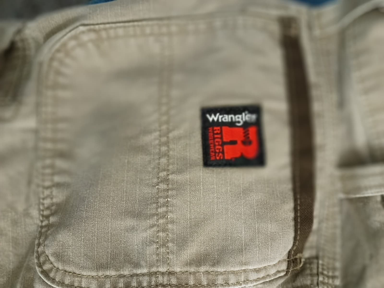 Wrangler Riggs Workwear Cargo Pants Mens Size 36x30 light tan colorway - Thumbnail 10