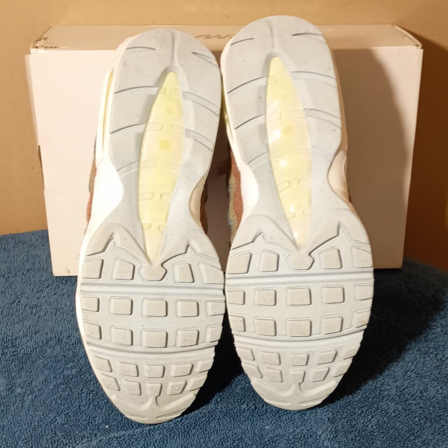 Size 9- Nike Air Max 95 Unearthed, Pre-Owned - Excellent - Thumbnail 12