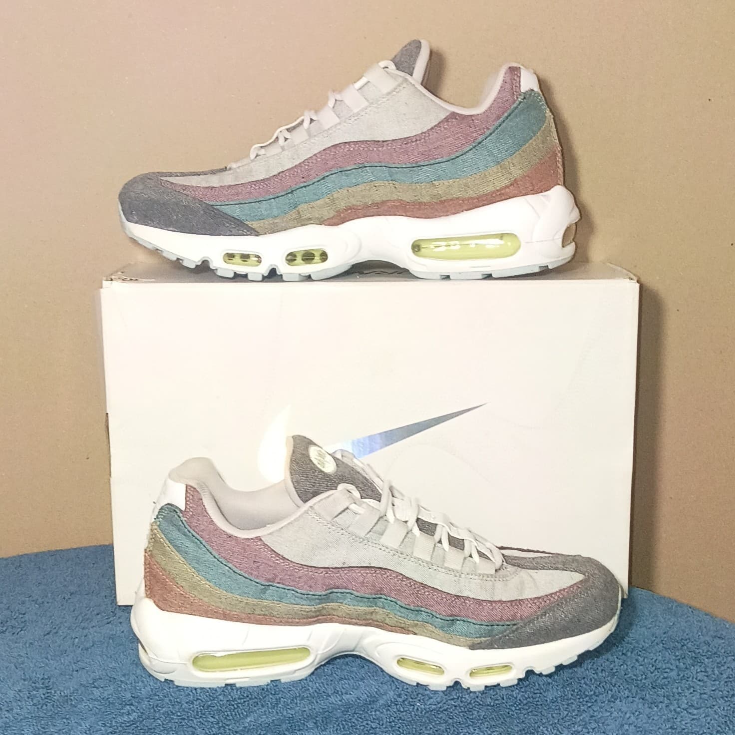 Size 9- Nike Air Max 95 Unearthed, Pre-Owned - Excellent - Thumbnail 2