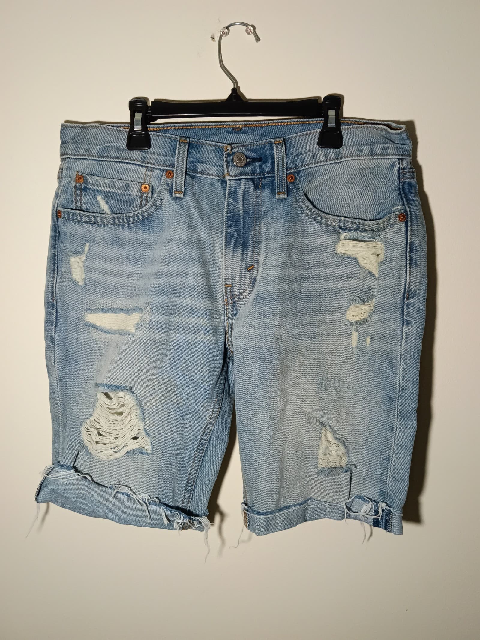 Levi Strauss denim jeans distressed men's size 31 waist