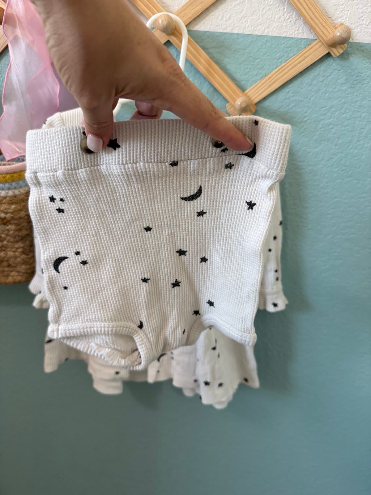 Kate Quinn moon and stars set - Thumbnail 3