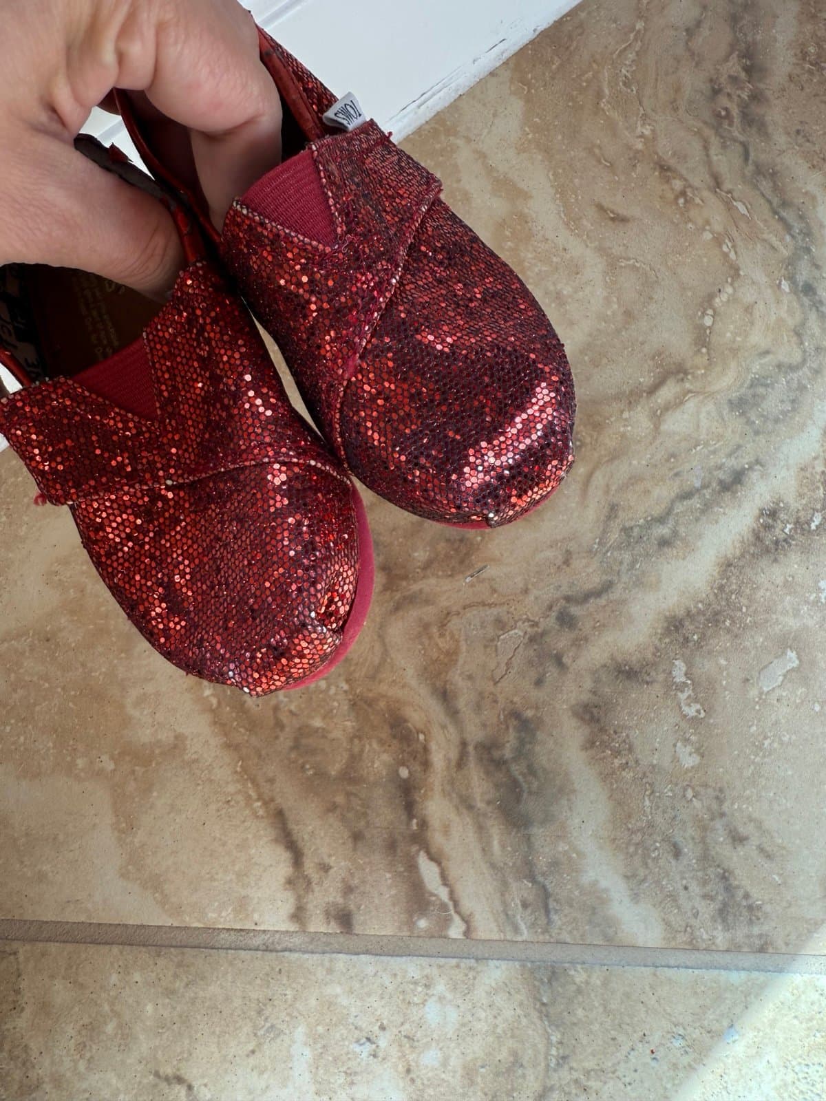 Toms toddler red glitter size 6 - Thumbnail 2