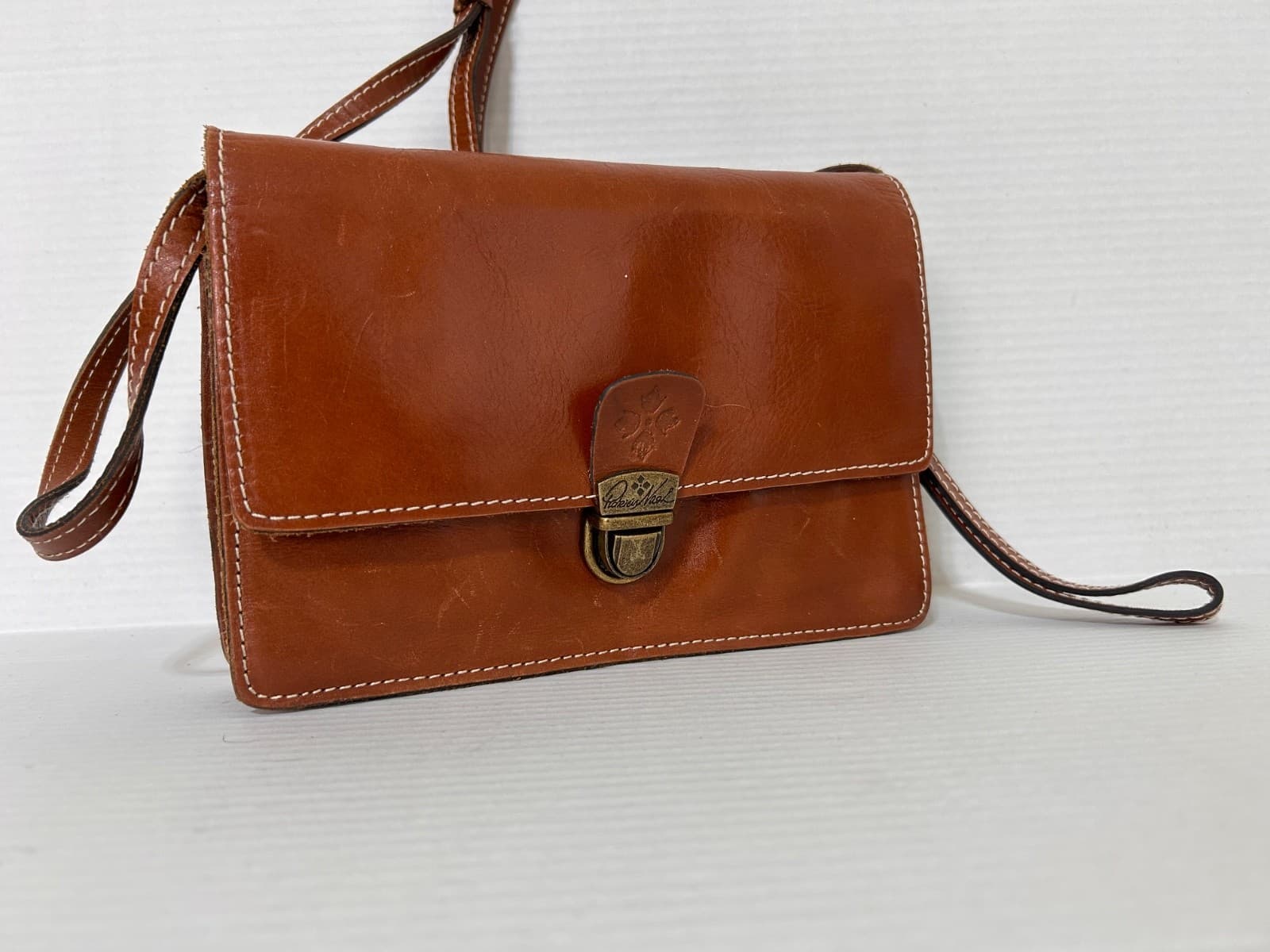 Patricia Nash Lanza Crossbody Organizer Tan Brown Wallet Car Slots Vintage Insp - Thumbnail 13