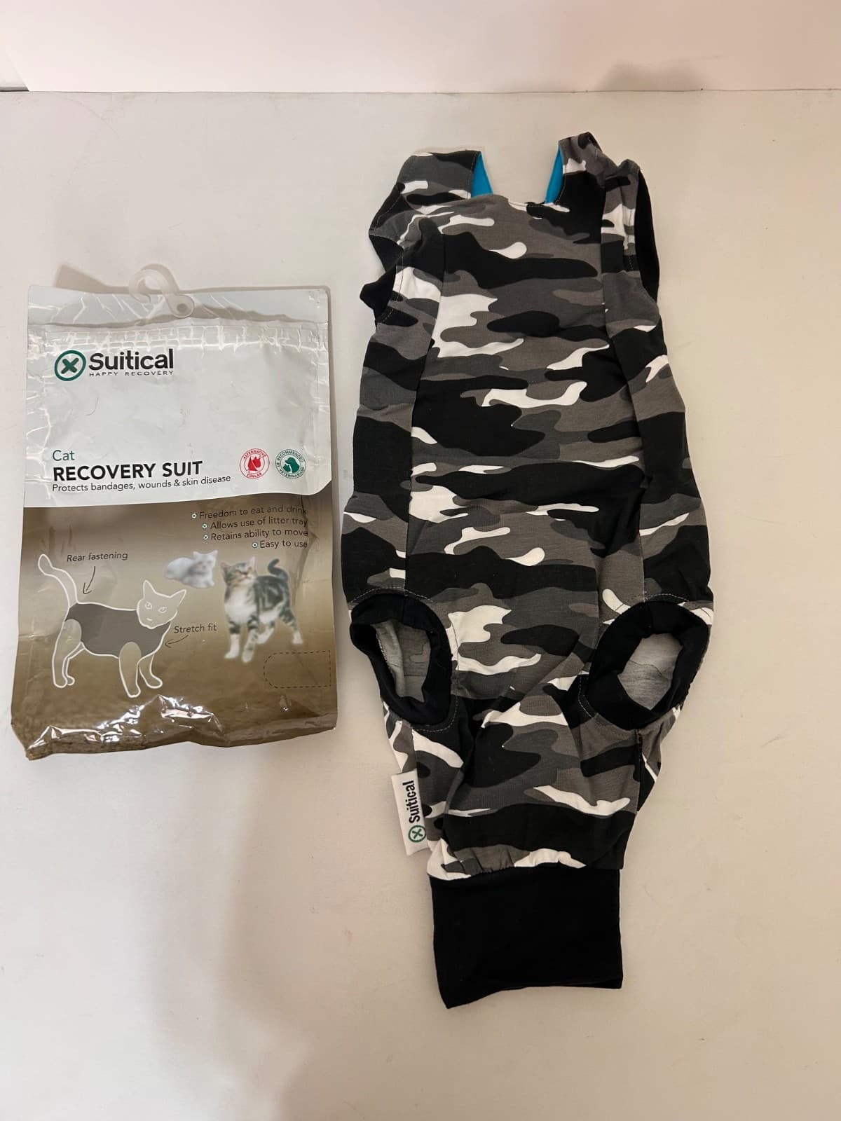 New Suitical Cat Wound Recovery Suit Size XS Gray Camo New 15.7"-17.7" - Thumbnail 2
