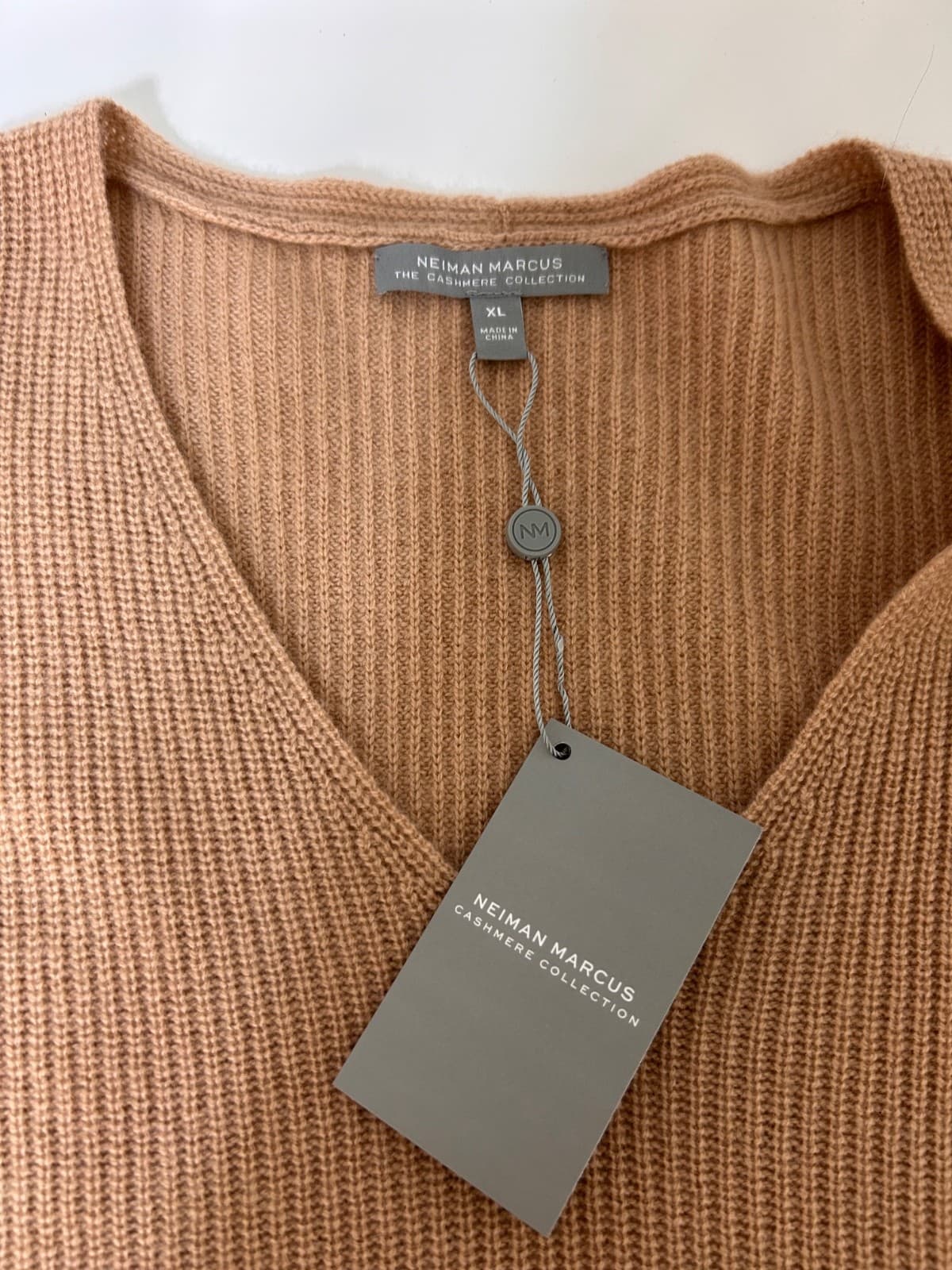 NWT Neiman Marcus 100% Cashmere Camel Women's size XL Ribbed Sweater a - Thumbnail 2