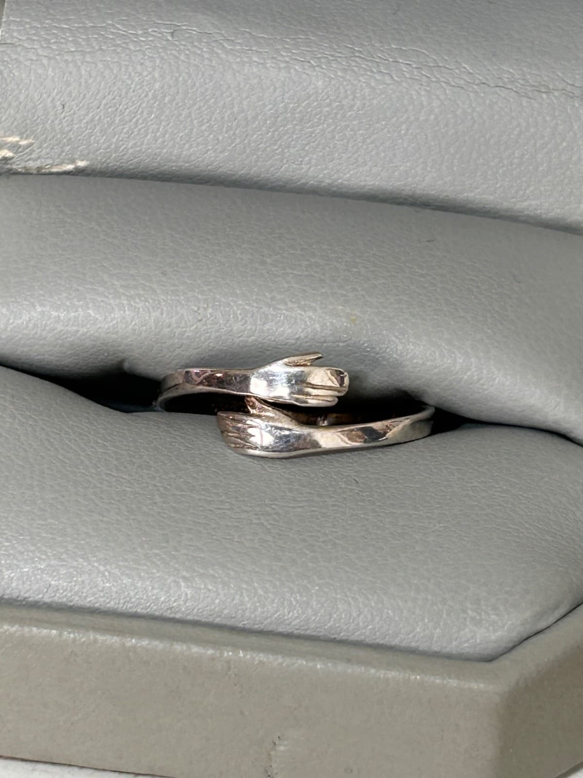 Estate 925 Sterling Silver Hamsa Arms Hands Hug Hugging Bypass Ring - Thumbnail 5