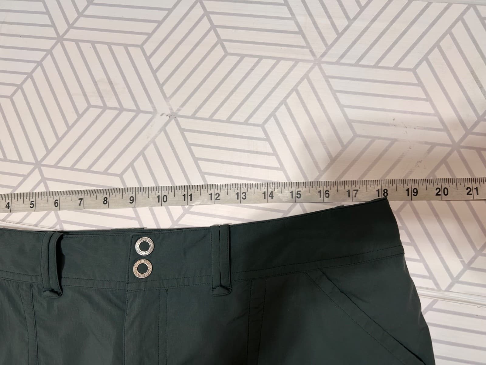 ARC'TERYX Womens PARAPET Hiking Shorts Size 12 Dark Green Cargo a1 - Thumbnail 7