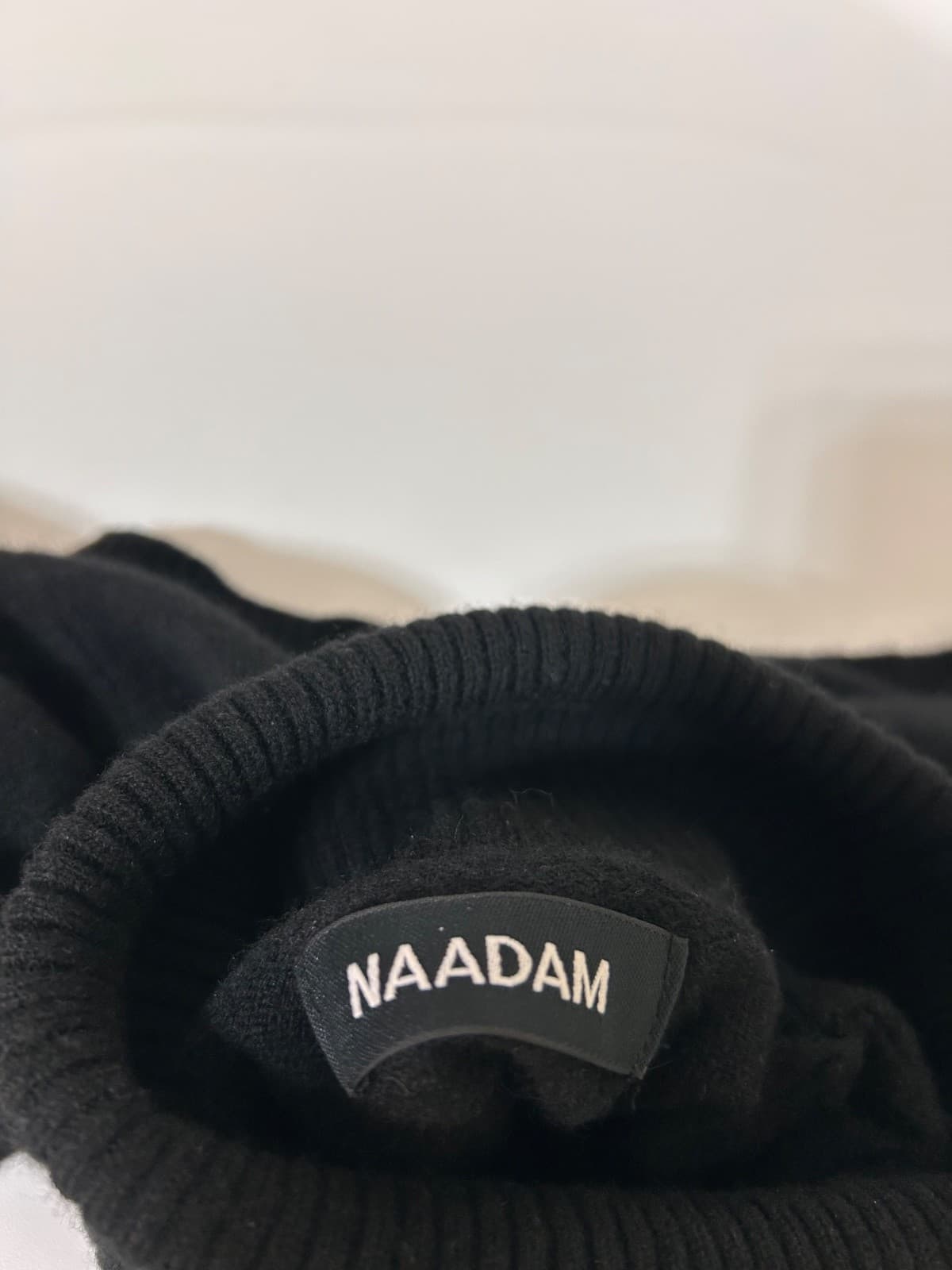 NAADAM 100% Cashmere Sweater Womens Size M Black Turtleneck Cropped Soft a2 - Thumbnail 6