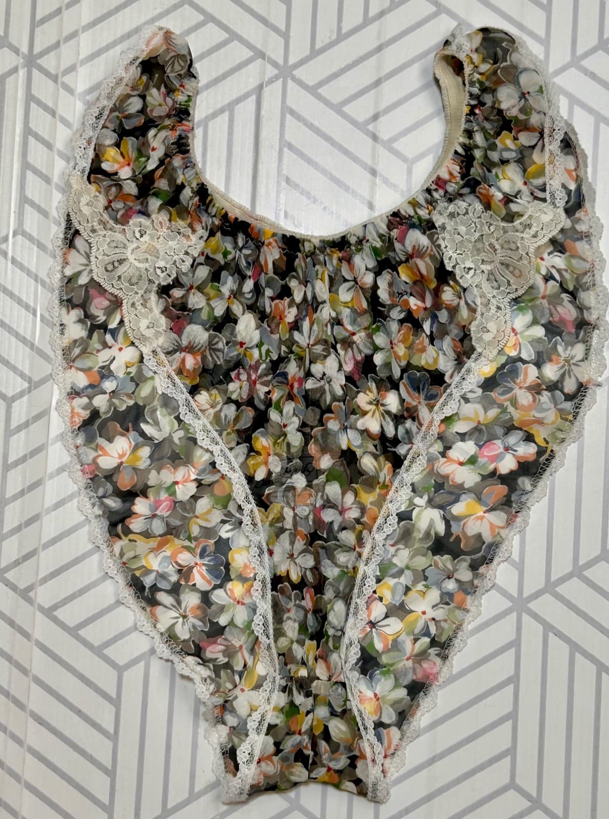 Vintage 70's Christian Dior Saks 5th Floral Lace Panties Underwear Size 4 Small - Thumbnail 3