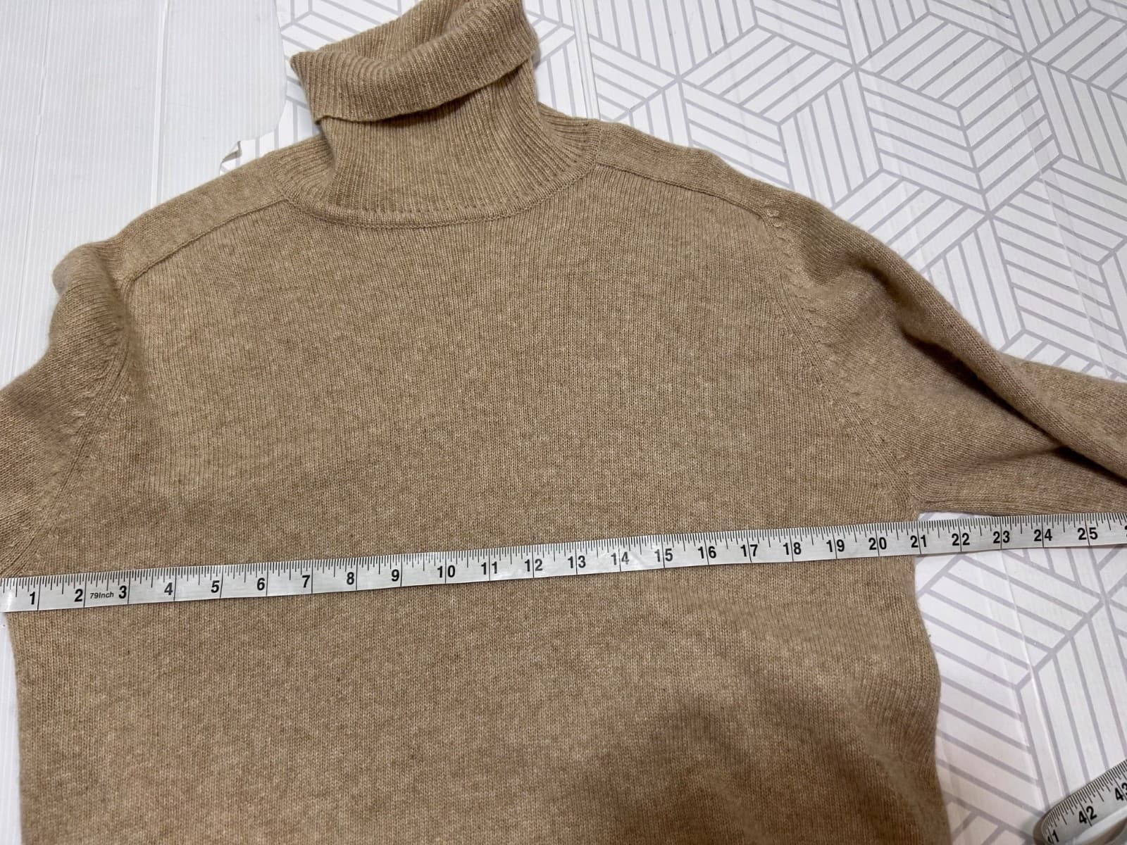 Neusteters Denver Women's size L Sweater 100% Cashmere Turtleneck Cowlc - Thumbnail 6