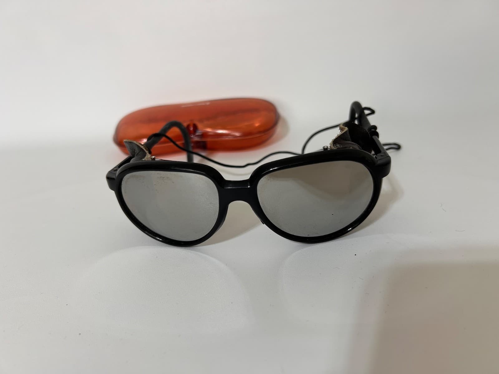 Bolle Nylon Cable Hook Leather Shields Skiing Sunglasses Made In France - Thumbnail 10