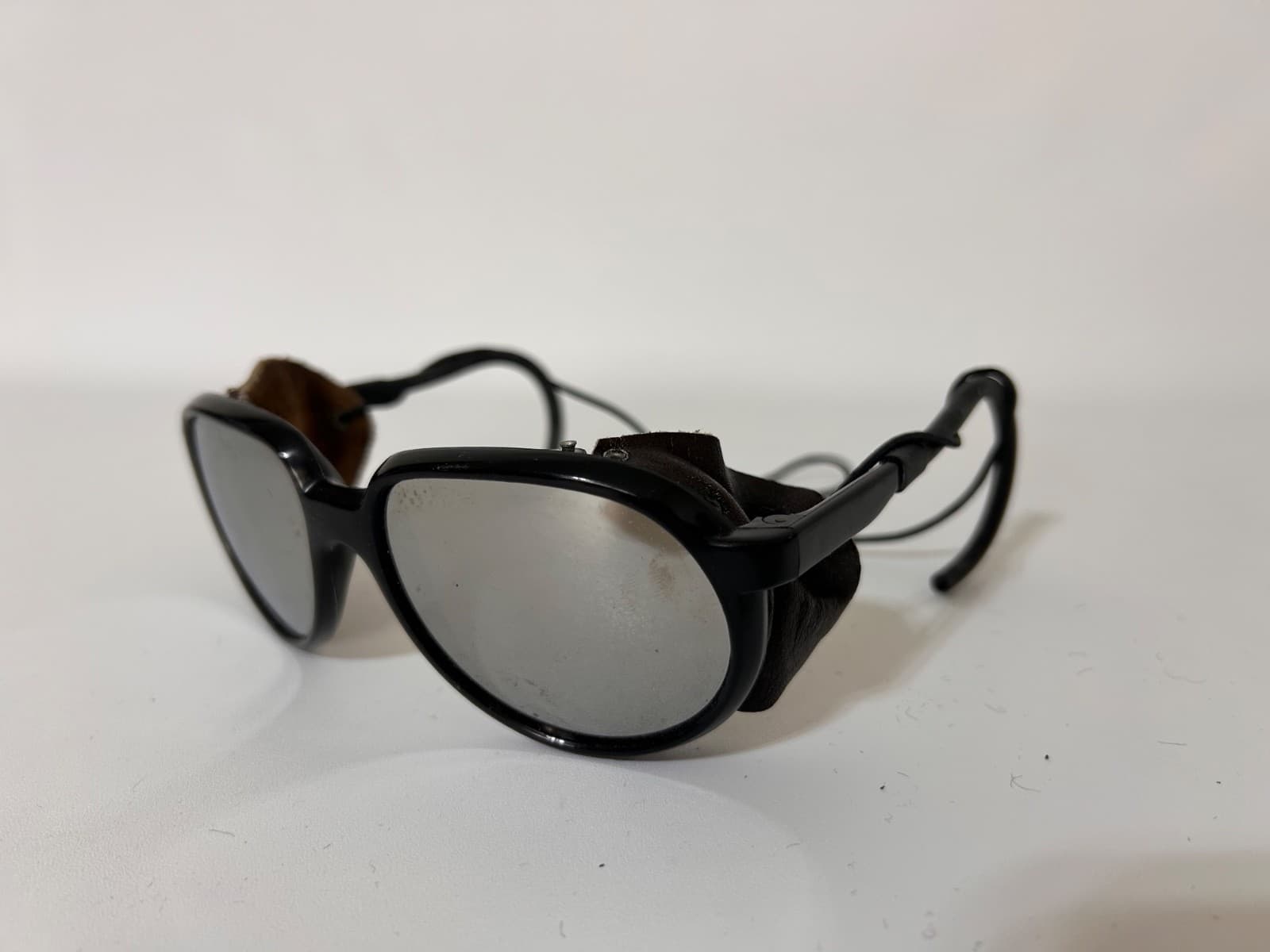 Bolle Nylon Cable Hook Leather Shields Skiing Sunglasses Made In France - Thumbnail 2