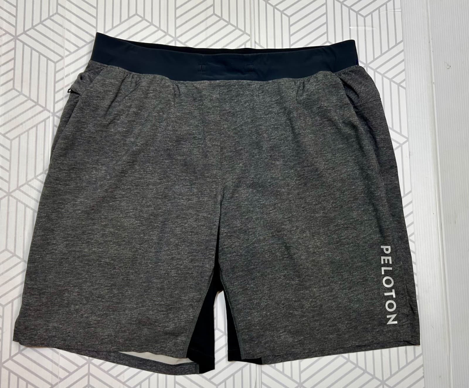 Lululemon T.H.E. Short 9" Lined Mens Size XL Peloton Nulux Liner Drawstring a1 - Thumbnail 10