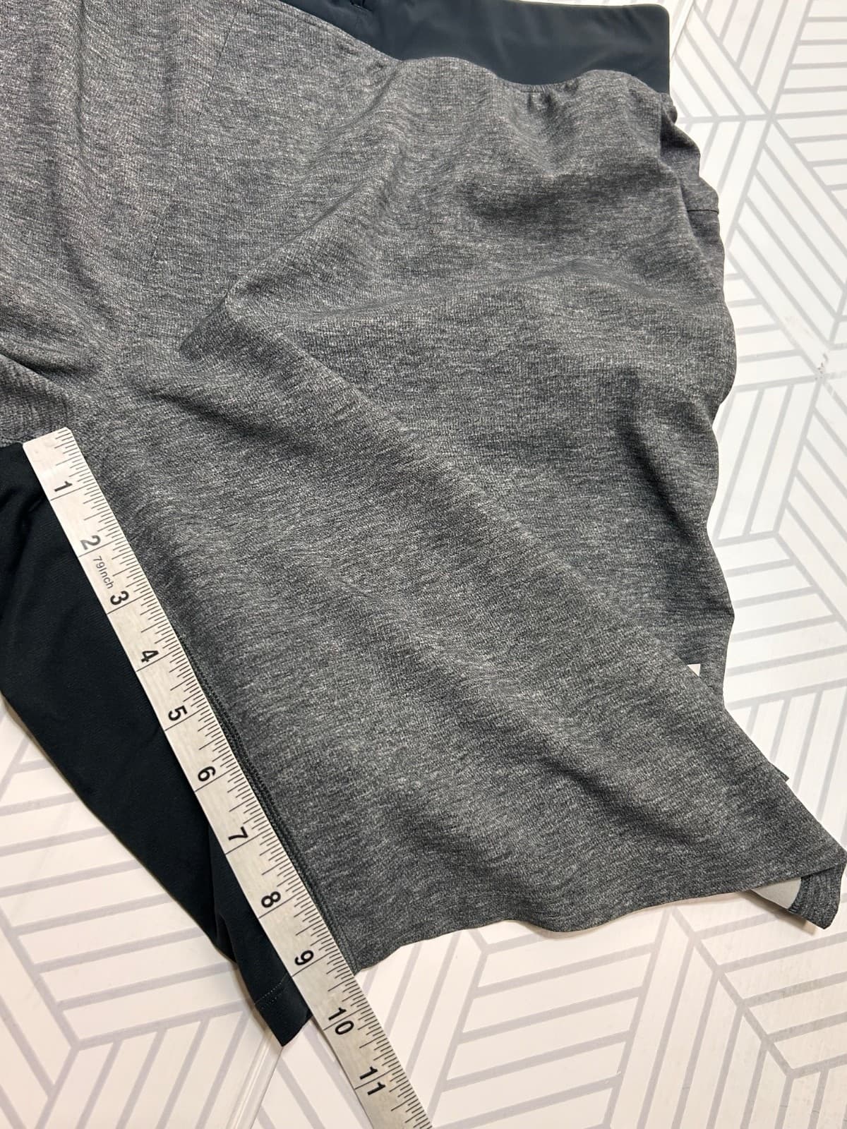 Lululemon T.H.E. Short 9" Lined Mens Size XL Peloton Nulux Liner Drawstring a1 - Thumbnail 4