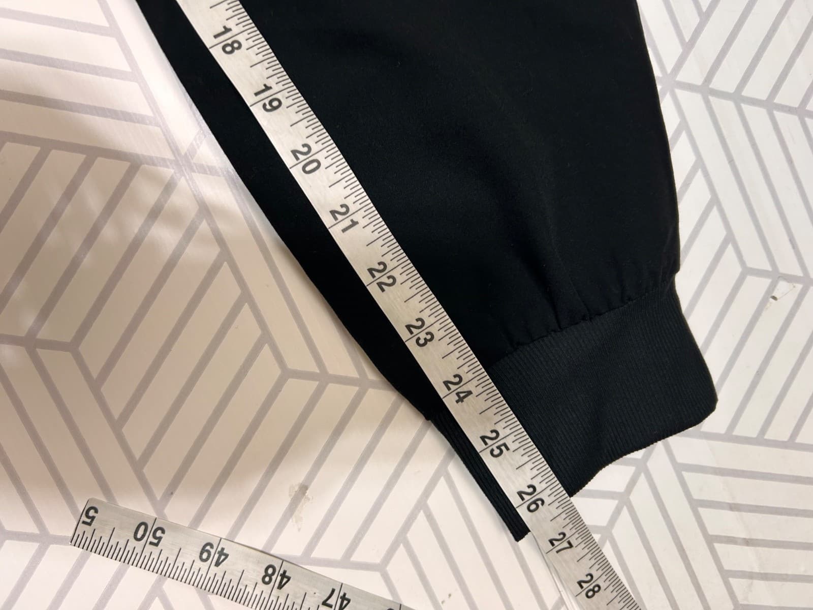 FIGS Black Zamora Jogger Scrub Pants Women's Small Technical Collection x - Thumbnail 3