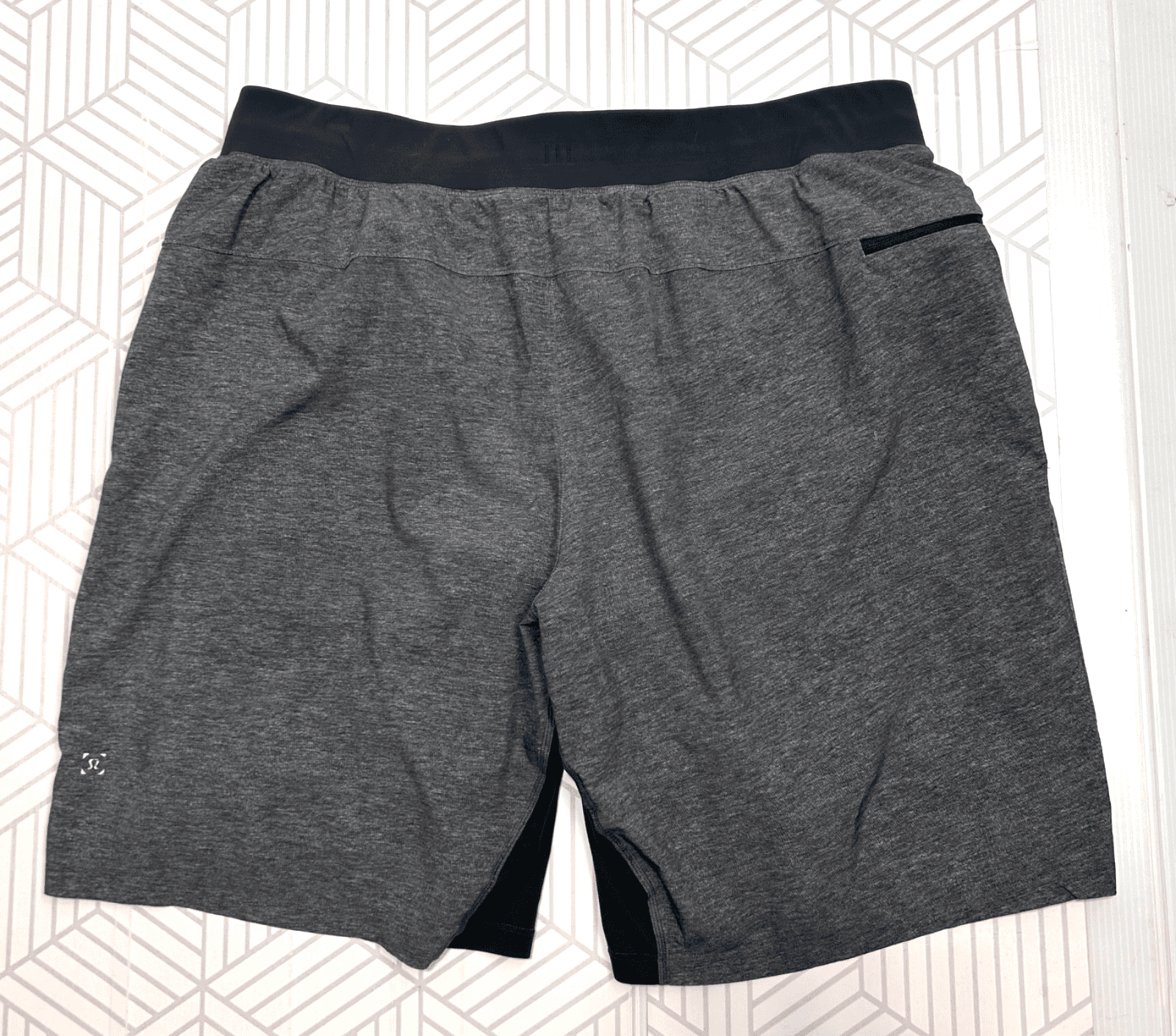 Lululemon T.H.E. Short 9" Lined Mens Size XL Peloton Nulux Liner Drawstring a1 - Thumbnail 3