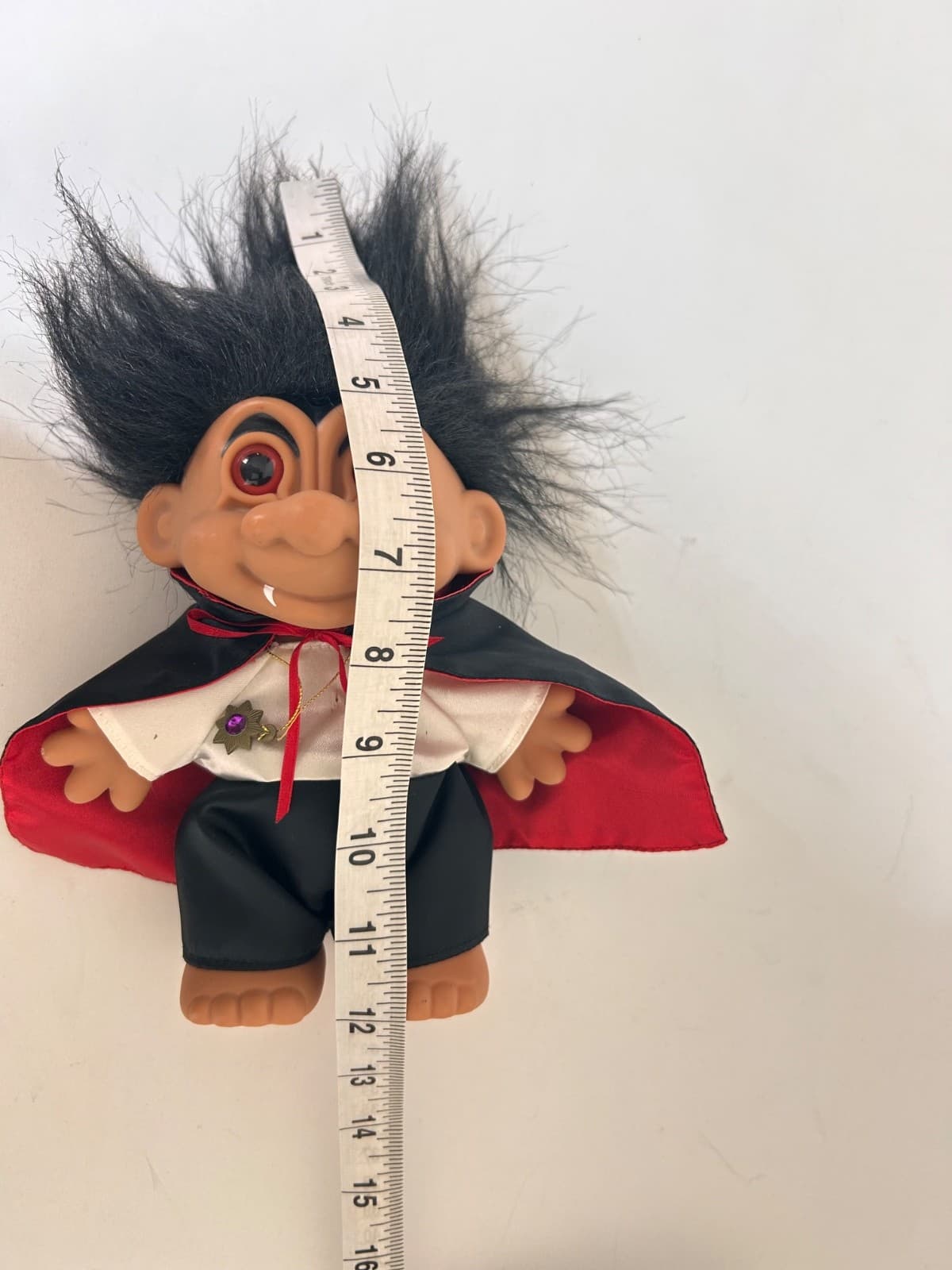 Vintage Russ Berrie Dracula Troll Red Eyes Cape Fangs Halloween Rare - Thumbnail 4