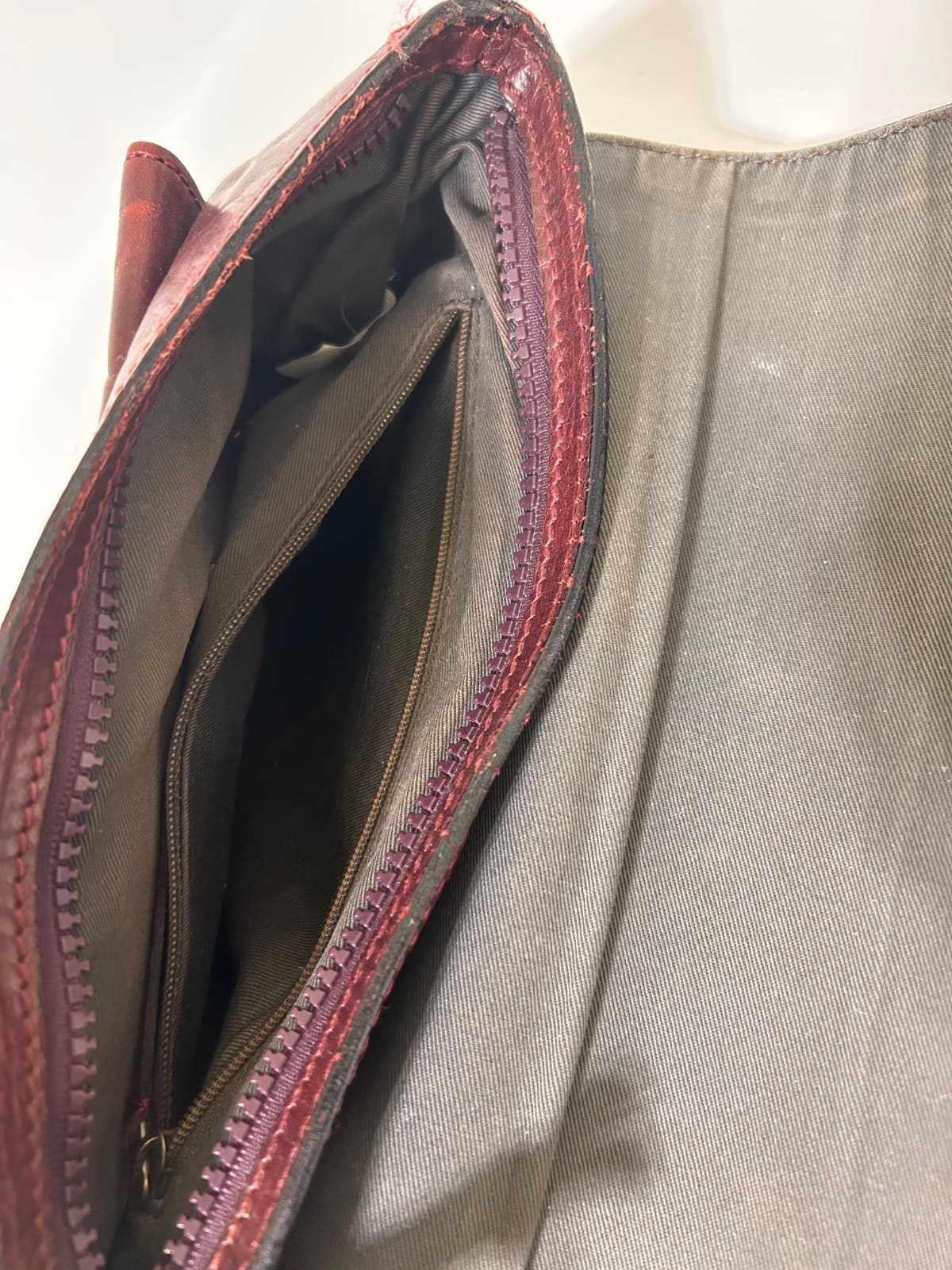 Vintage J.Crew Maroon Tooled Leather Embossed Floral Western Hand Bag Crossbody - Thumbnail 8