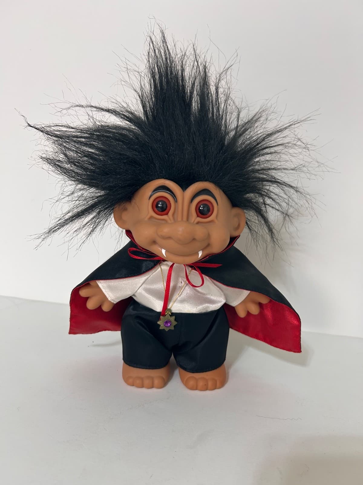 Vintage Russ Berrie Dracula Troll Red Eyes Cape Fangs Halloween Rare - Thumbnail 3