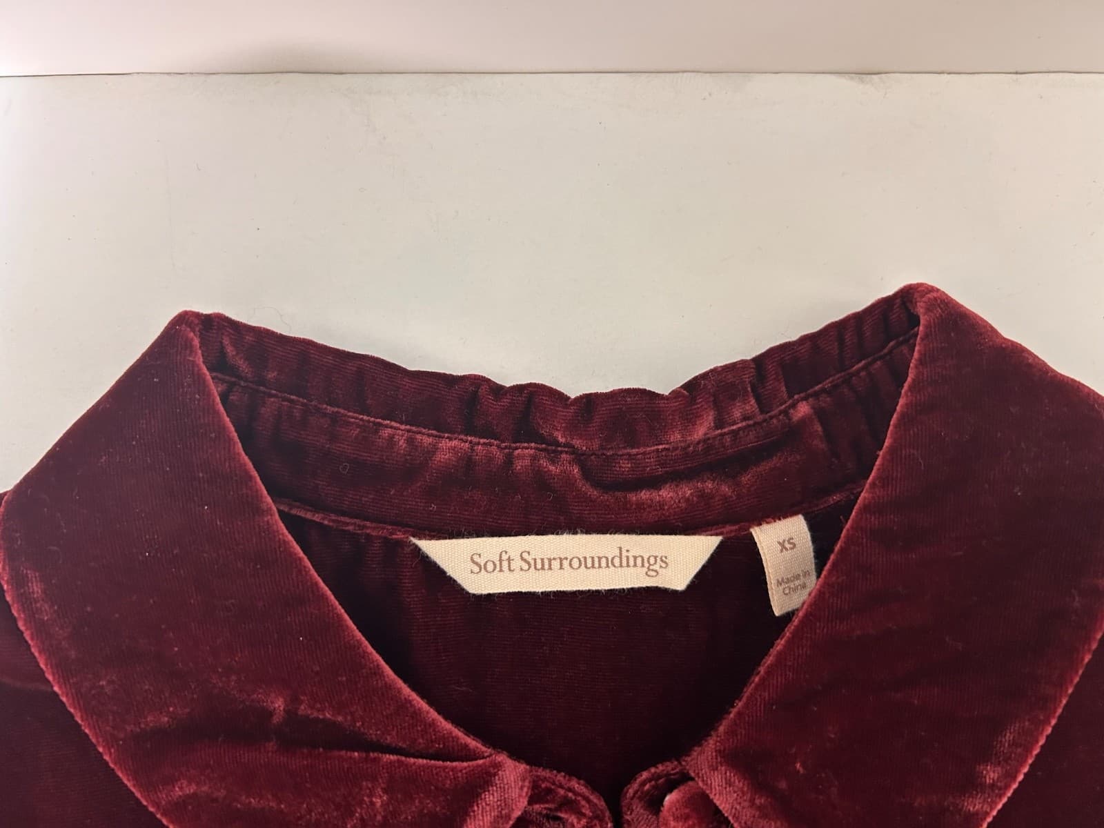 Soft Surroundings Size XS Cardigan Velvet Lace Eden Cabernet Top Burgundy d - Thumbnail 8