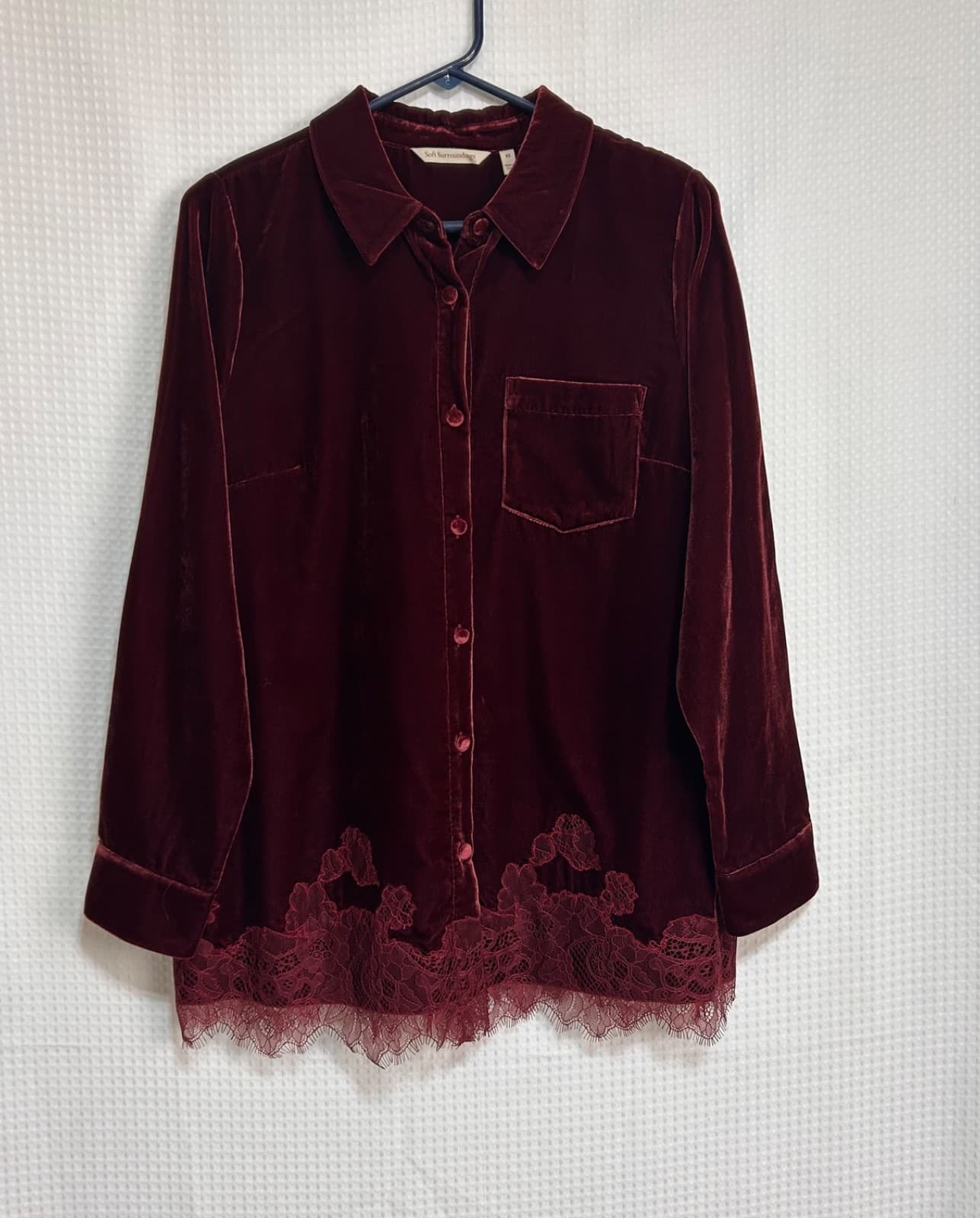 Soft Surroundings Size XS Cardigan Velvet Lace Eden Cabernet Top Burgundy d - Thumbnail 2
