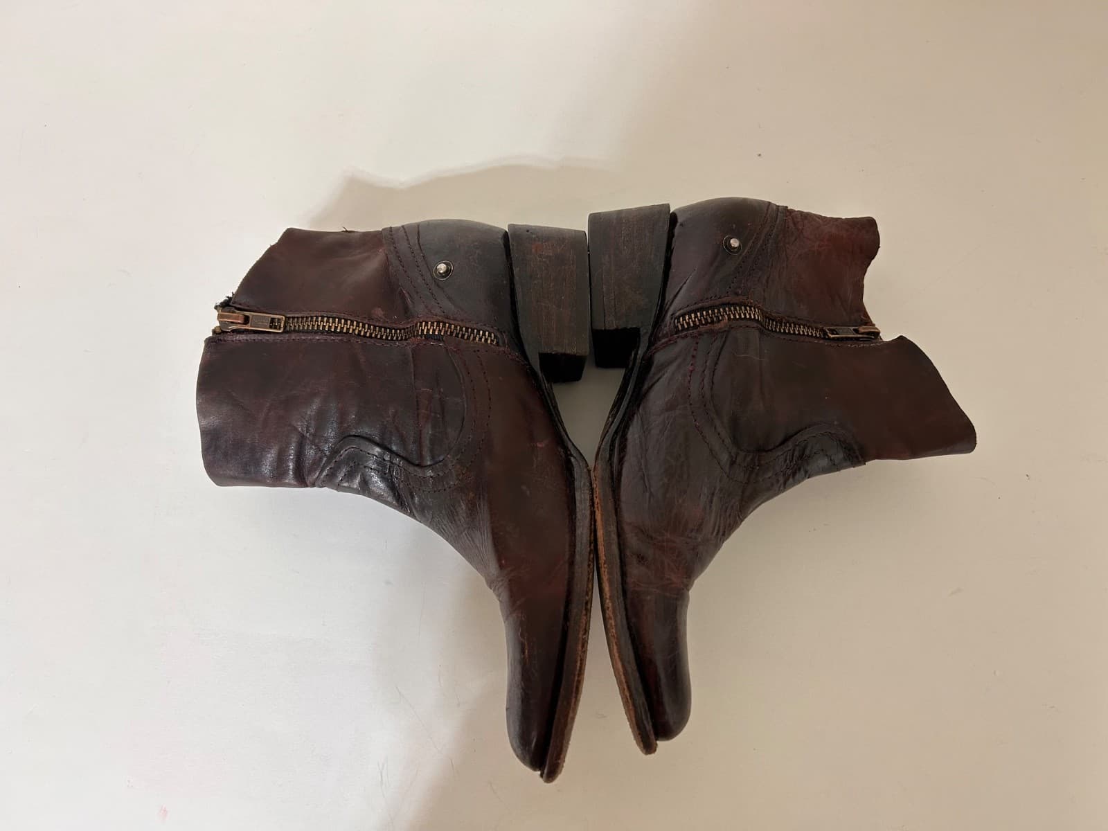FREEBIRD Women's size 7 EVE Cherry Brown Red Leather Heeled Ankle Booties Boots - Thumbnail 4