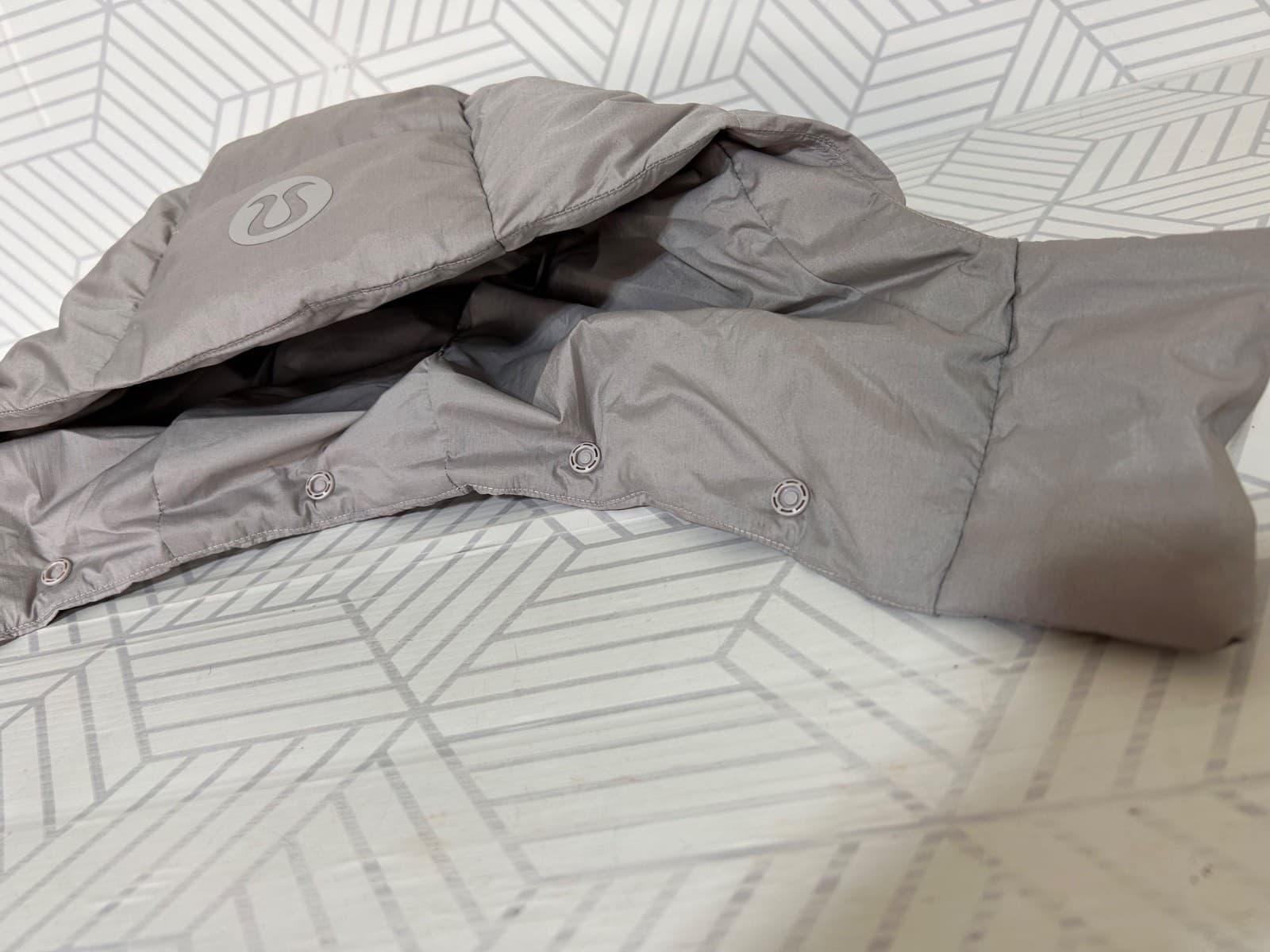 Lululemon Gray Replacement Wunder Puff Jacket Vest Hood Only - Thumbnail 7