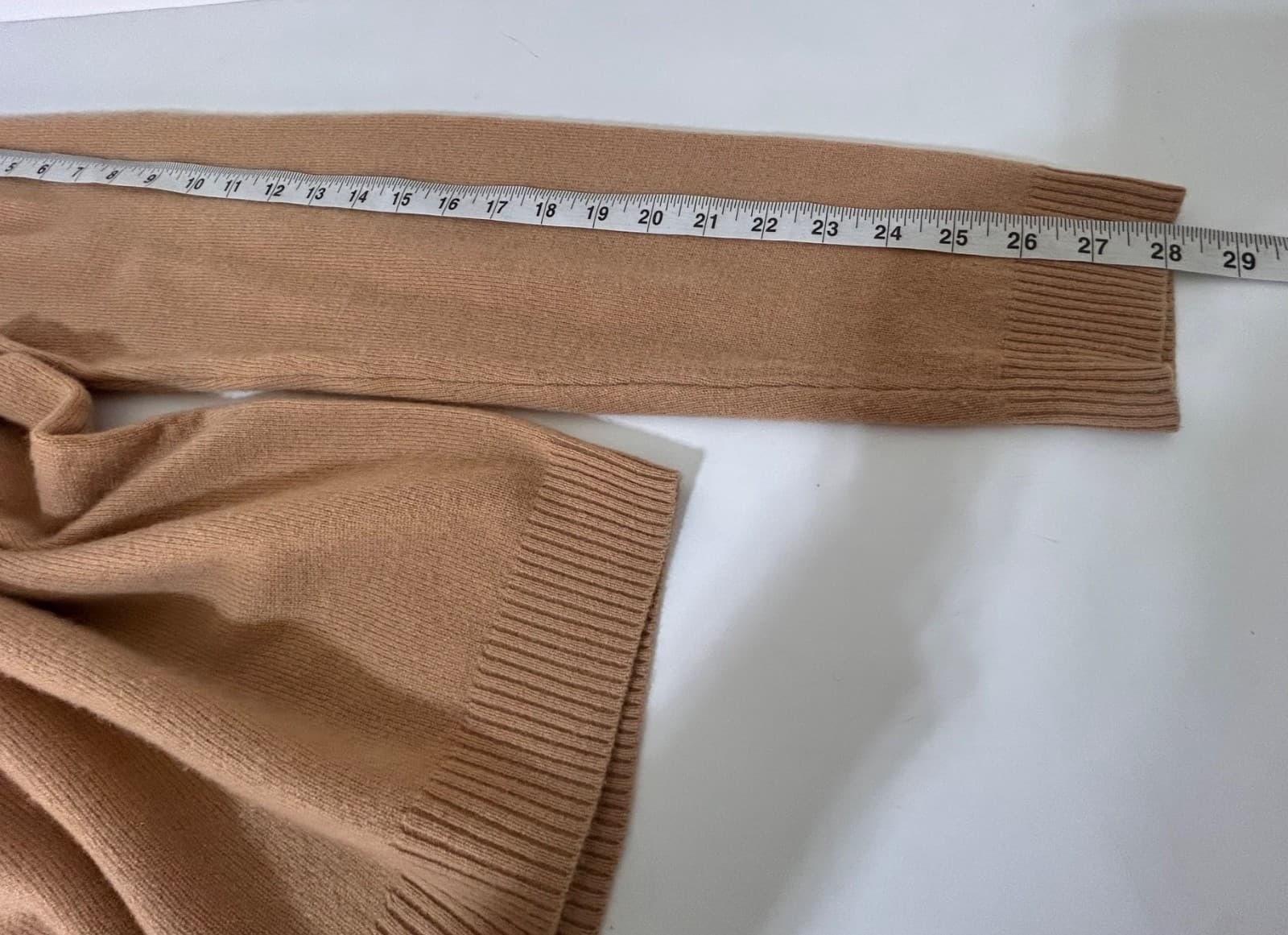 Mette 100% Cashmere V Neck Sweater Men's size Large Camel Jumper g - Thumbnail 6