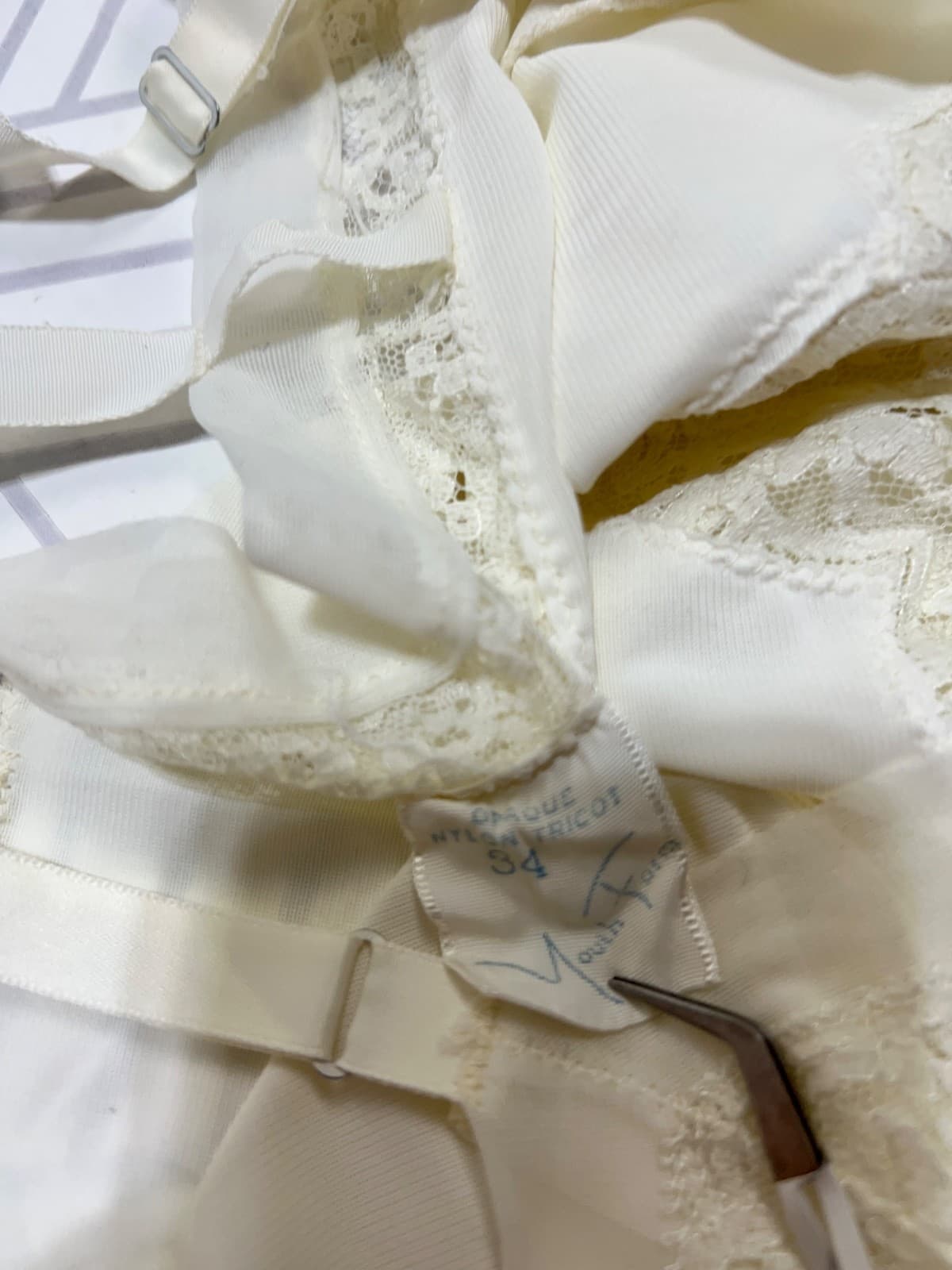 Vintage Youth Form Womens Ivory Slip Dress size 34 Lace Flaw - Thumbnail 8