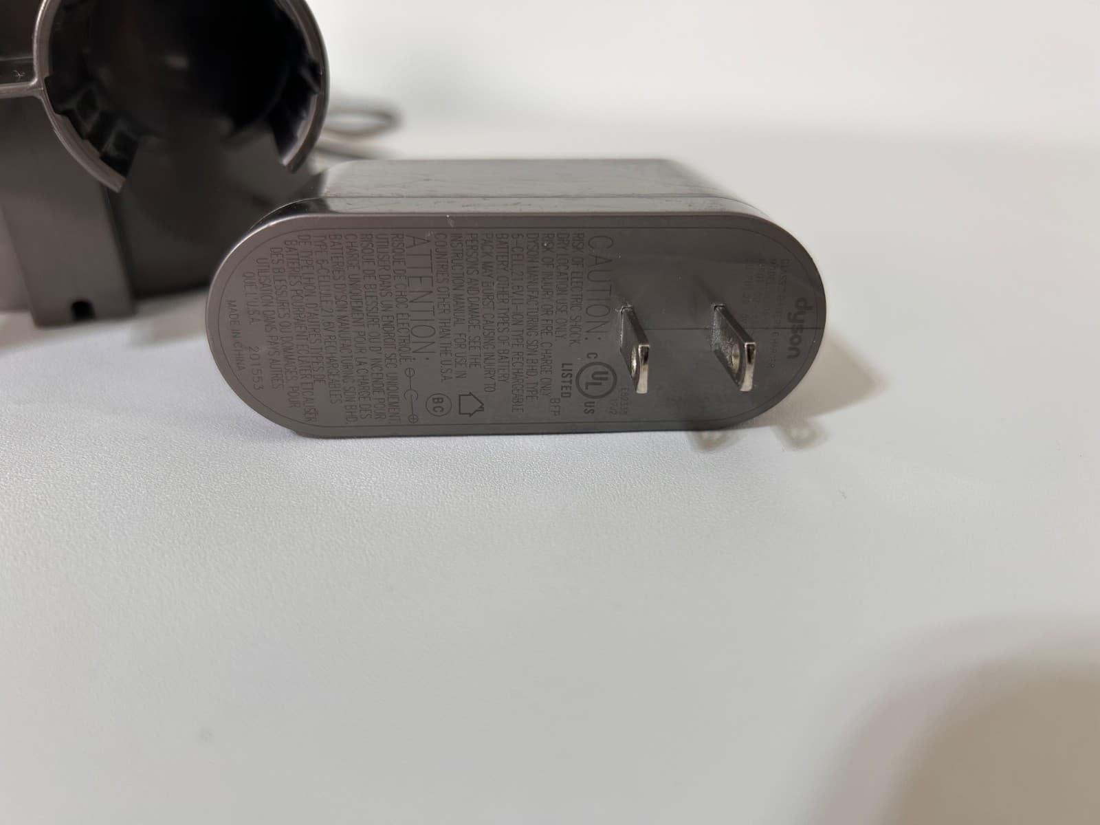 Dyson Genuine OEM V6 V7 V8 SV03 Wall Mount Docking Station - Thumbnail 4