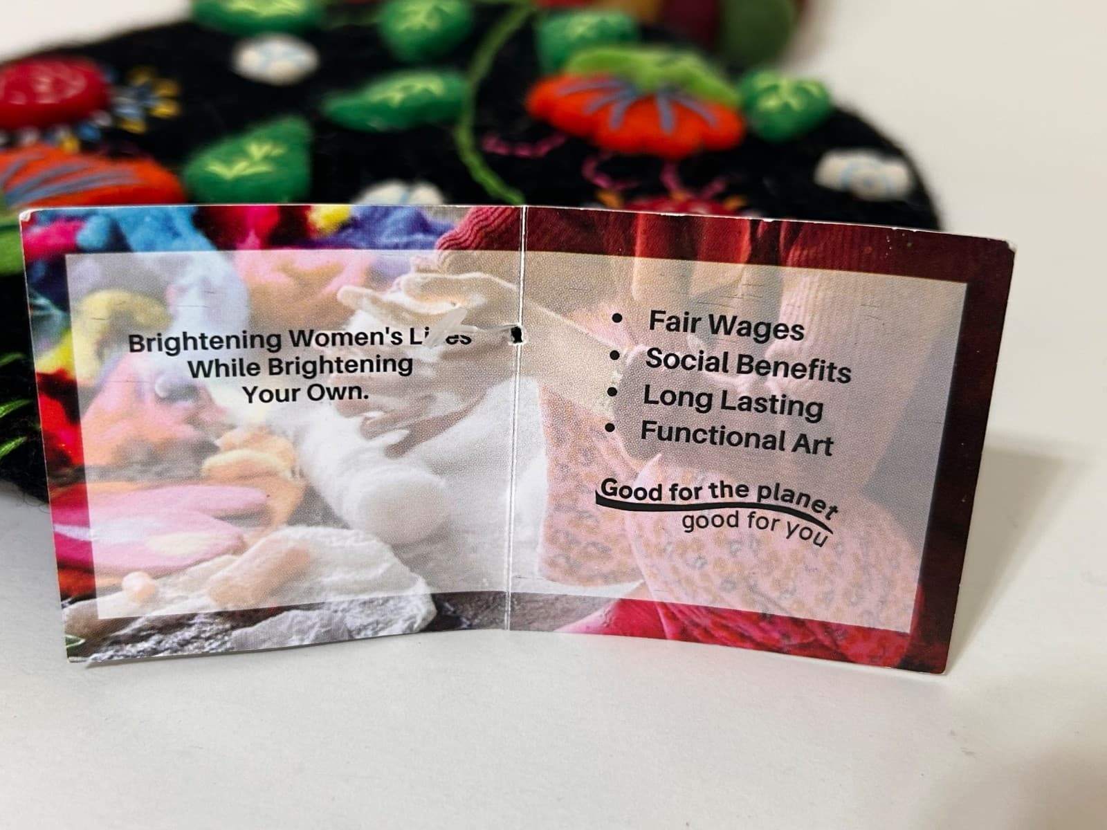 The Village WOOL FELT SQUARE Round Floral Embroidered COASTER TRIVET HOT PAD - Thumbnail 5