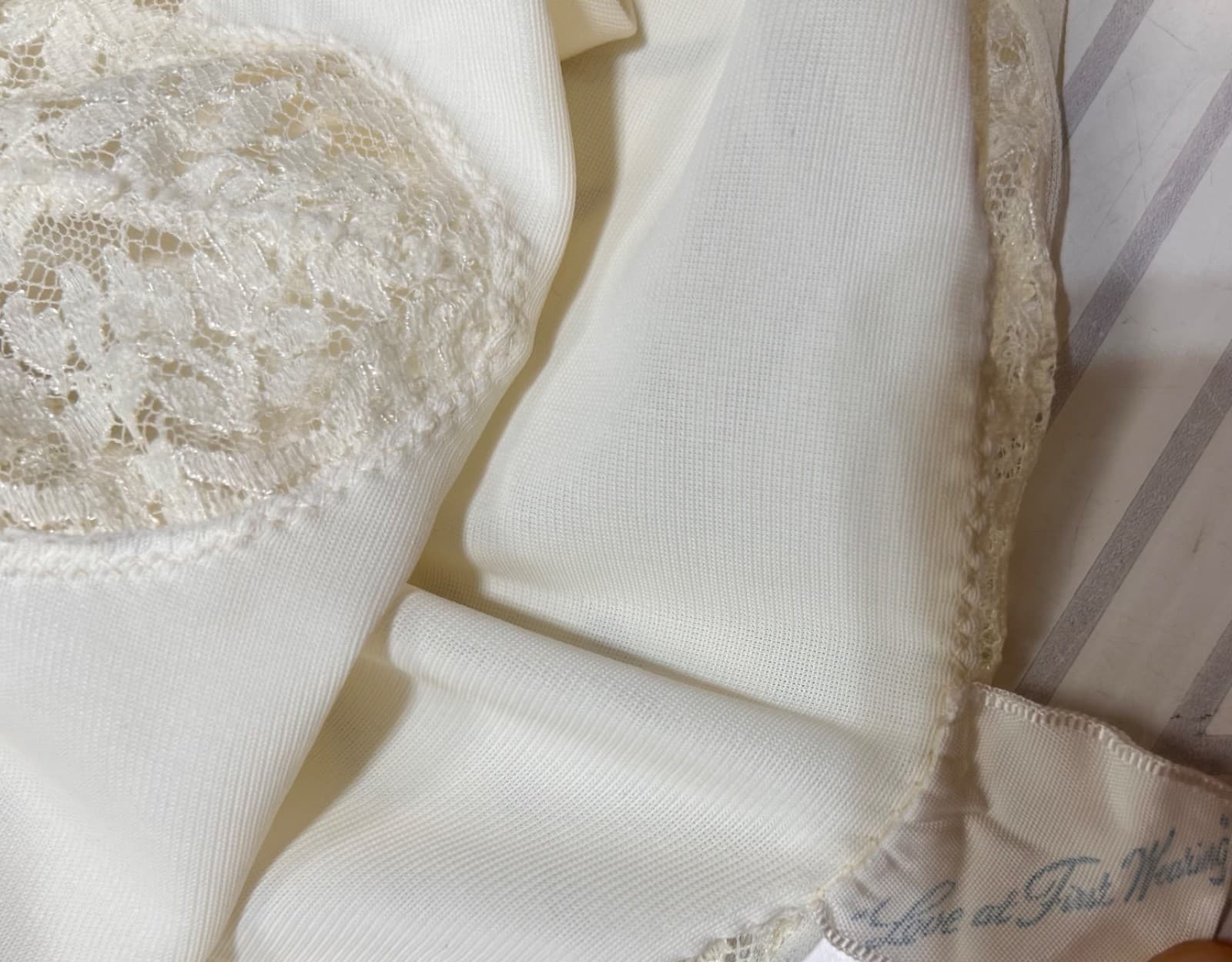 Vintage Youth Form Womens Ivory Slip Dress size 34 Lace Flaw - Thumbnail 9