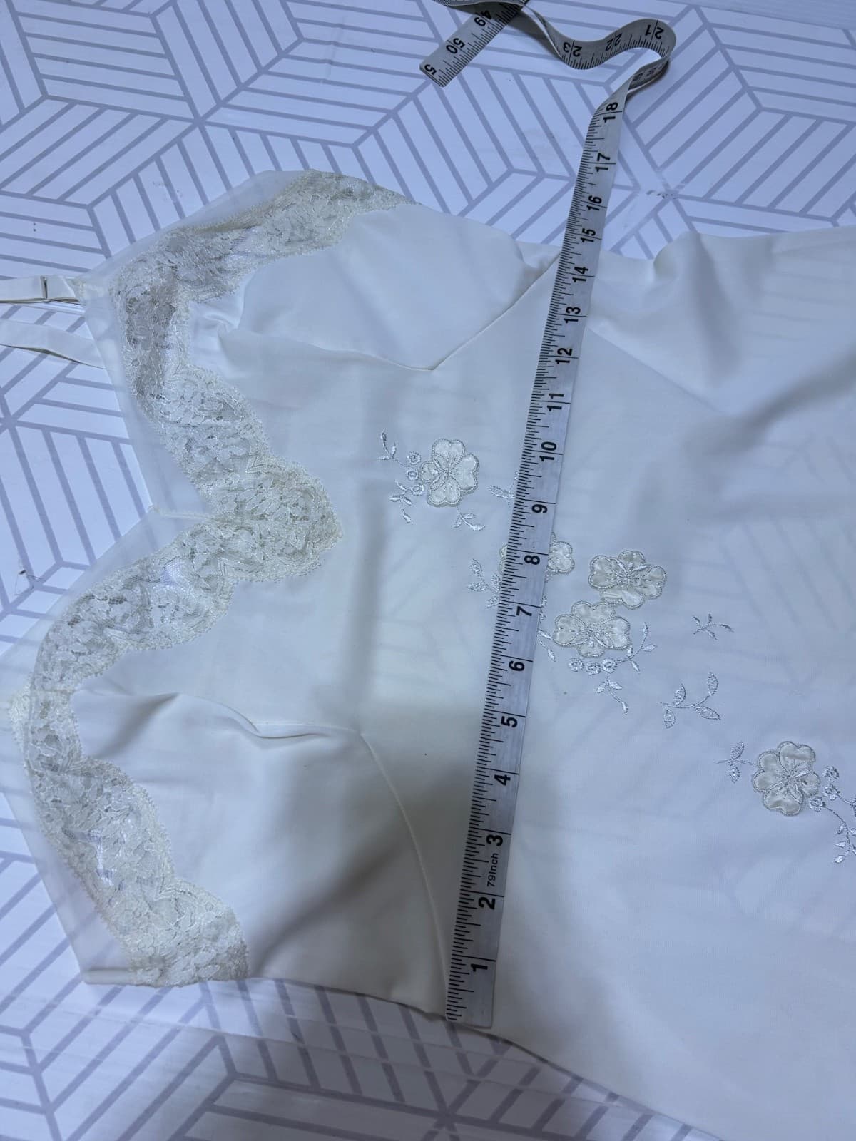 Vintage Youth Form Womens Ivory Slip Dress size 34 Lace Flaw - Thumbnail 6