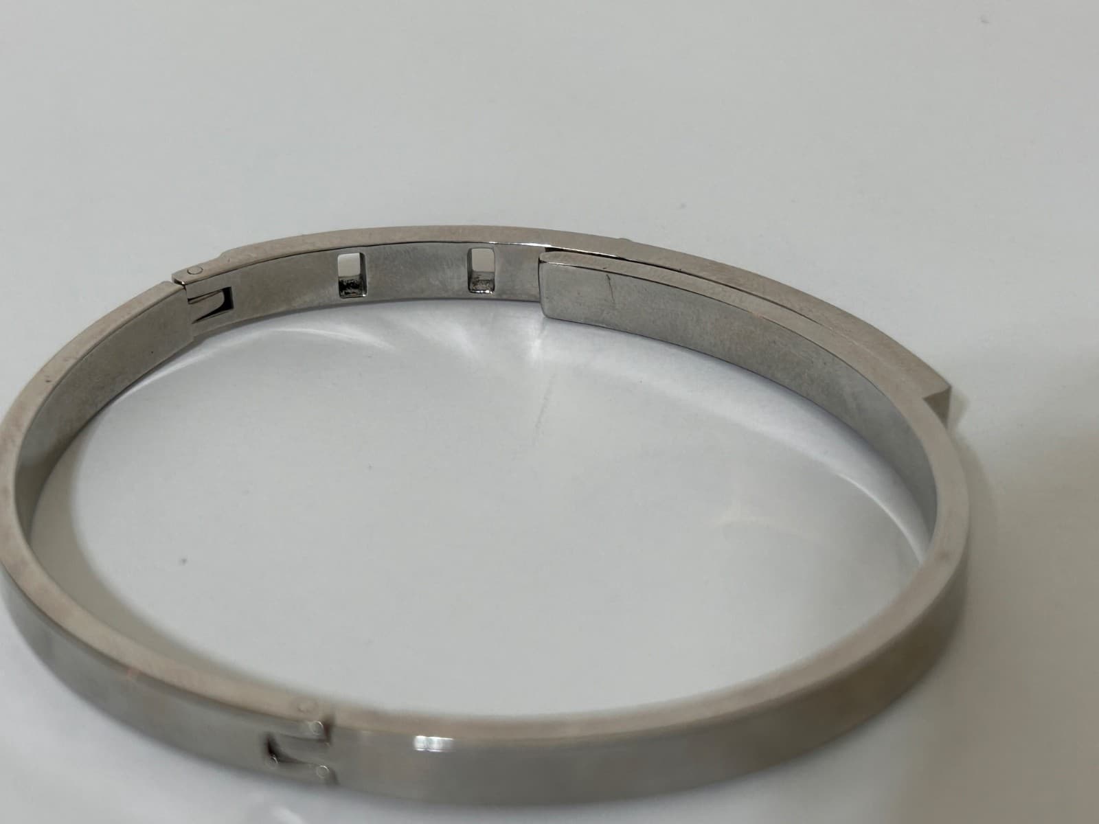 Michael Kors Silver Tone Crystal Hinged Bangle Bracelet Ring size 6 Bundle - Thumbnail 10