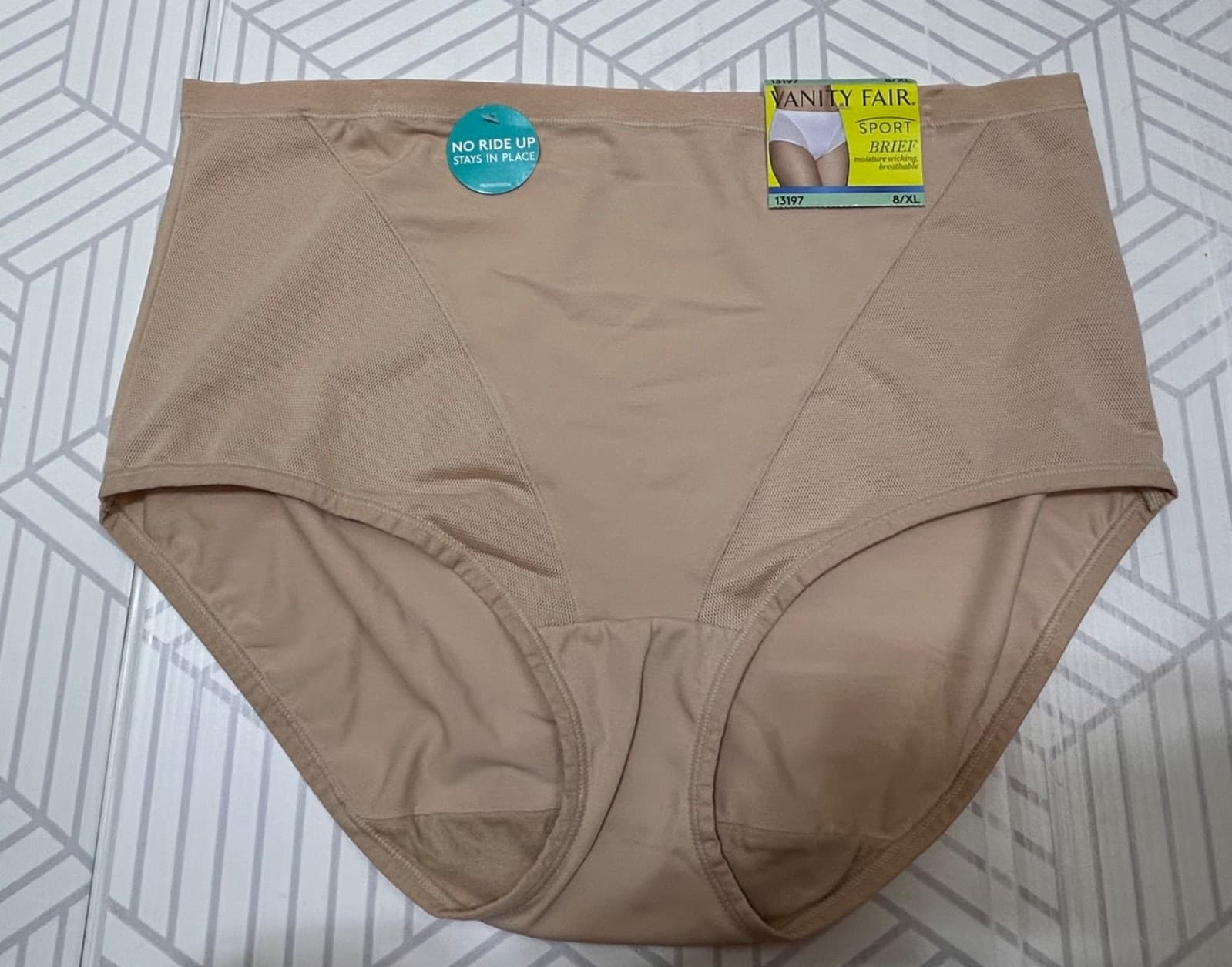 Vanity Fair Bikini Granny Panties Illumination Silky Nylon Size 8/XL NWT Pink - Thumbnail 7
