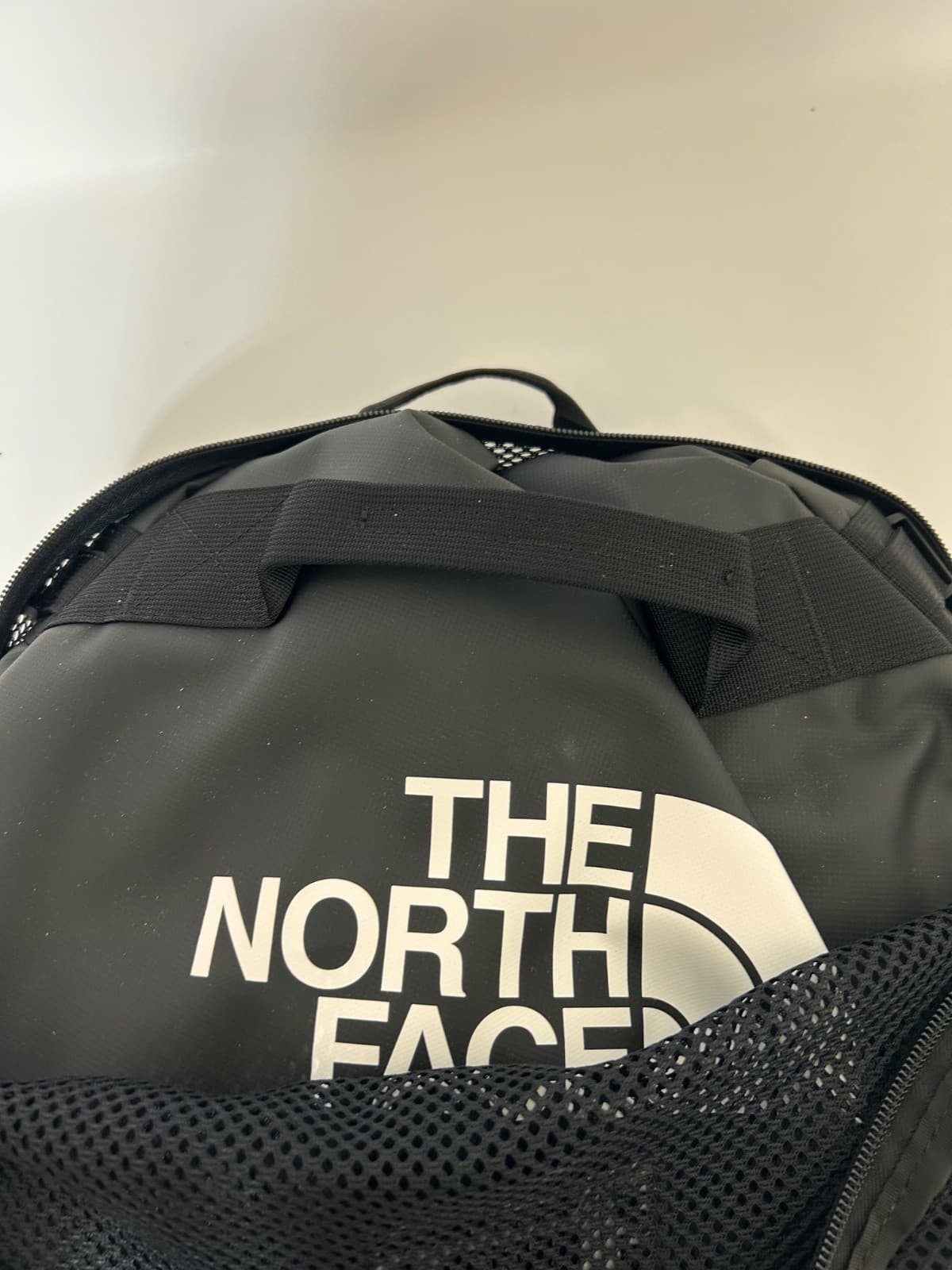 NWT $160 The North Face Golden State Duffel Bag Black 71L M Travel - Thumbnail 5