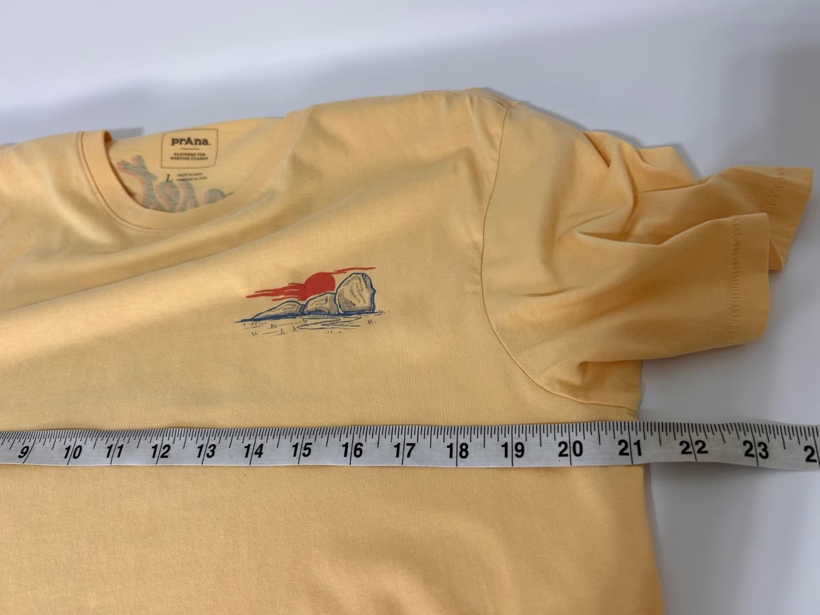 Prana Men’s T Shirt Tee Sunset Sessions Southern Cali Size L Yellow EUC a - Thumbnail 6