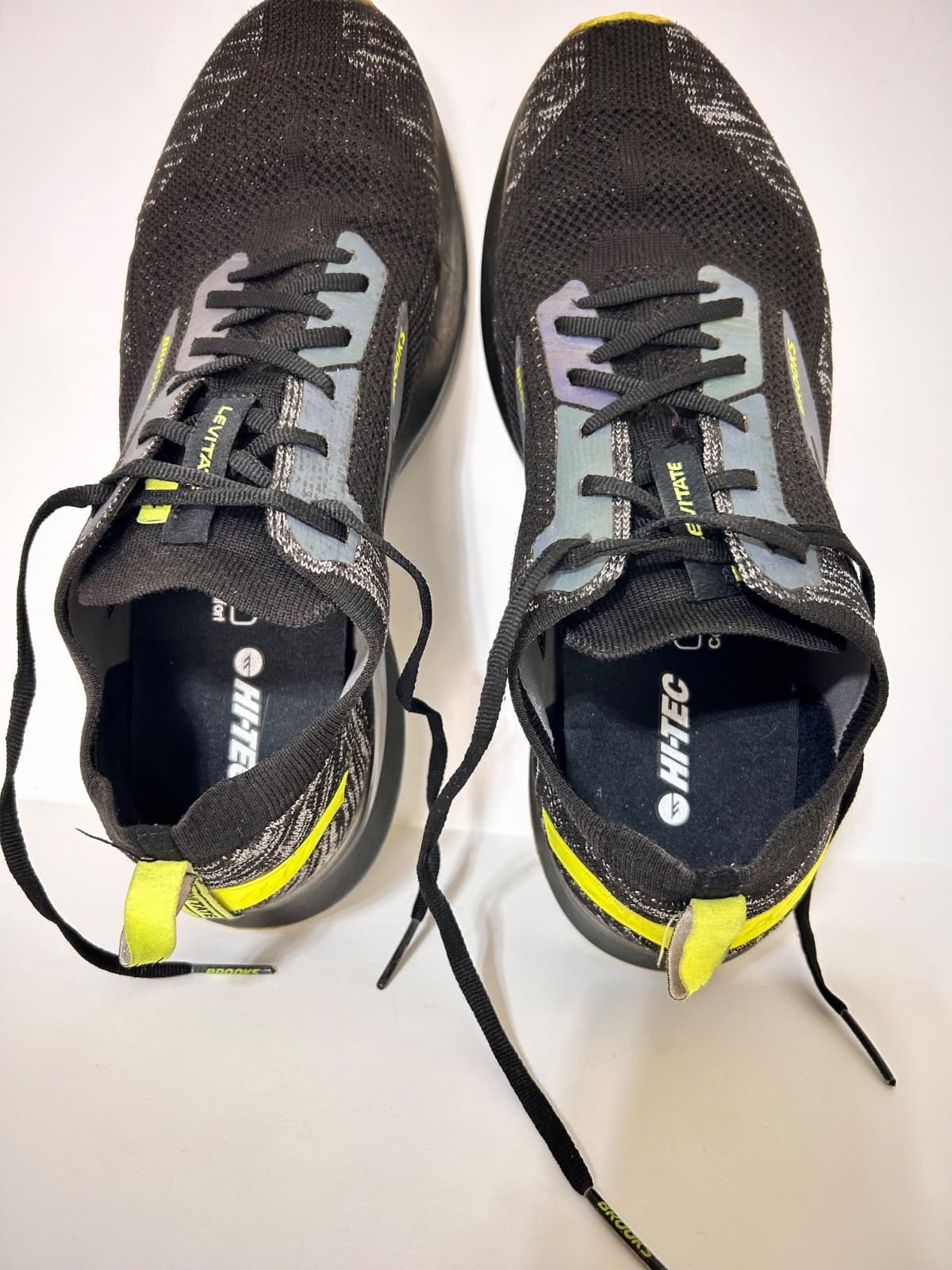 Brooks Levitate 4 Mens size 10.5 EU 44.5 Running Shoes Black Neon - Thumbnail 5