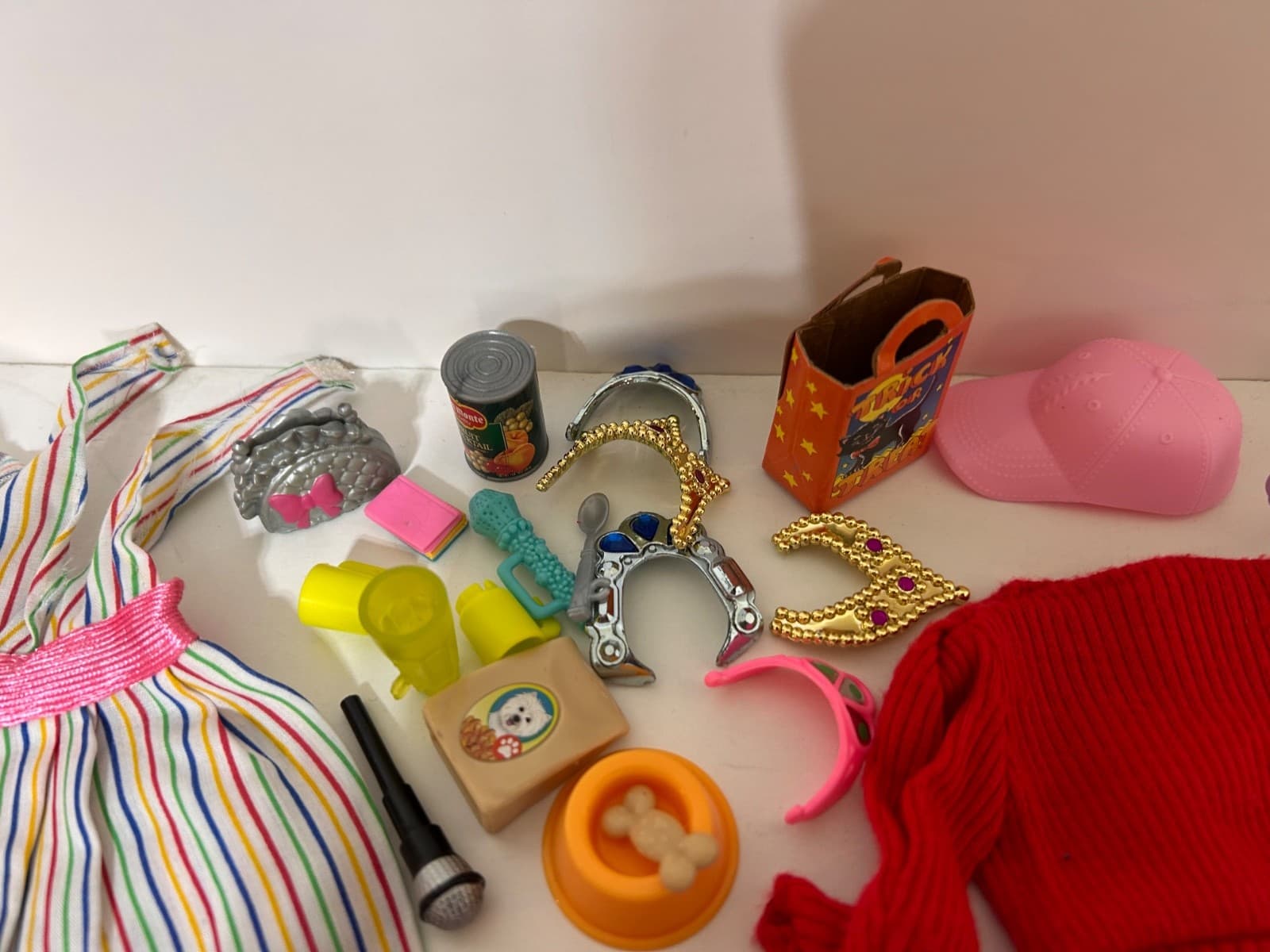 Vintage Barbie Lot Mod Clothes Fur Coat accessories shoes over 40 pieces bin3 - Thumbnail 6