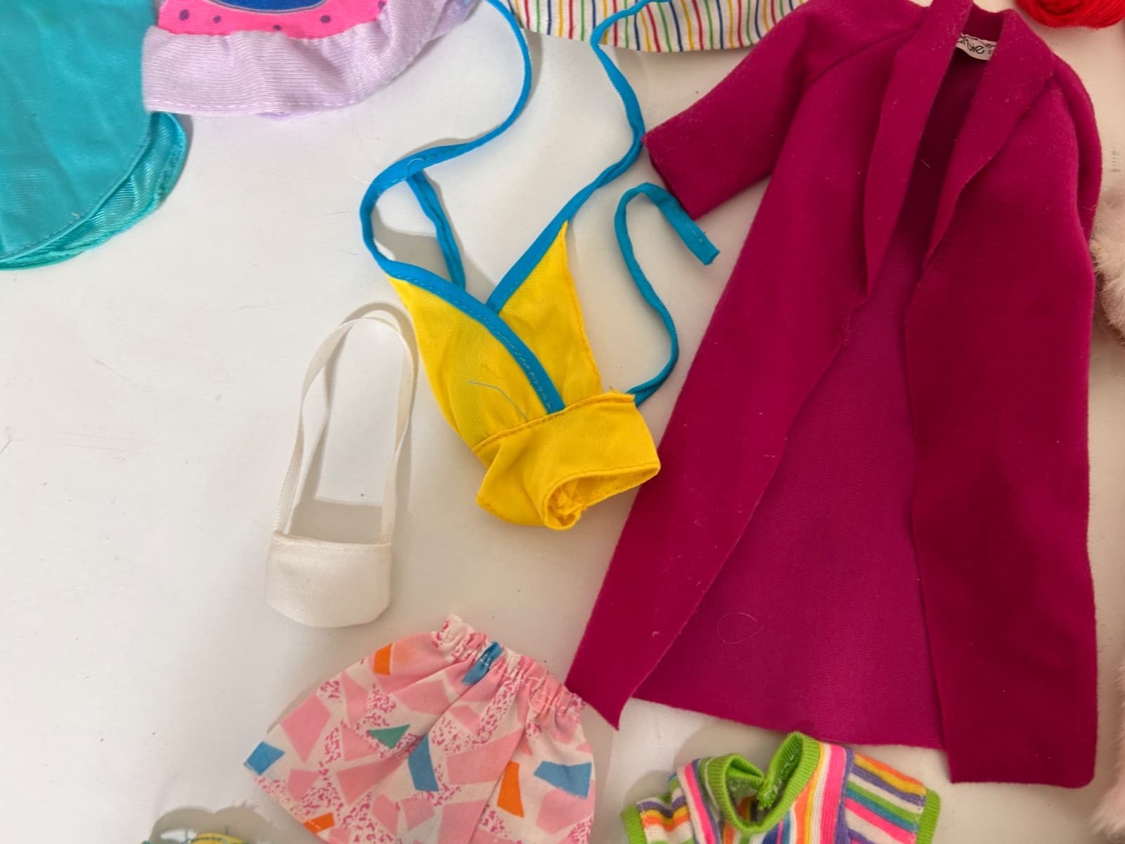 Vintage Barbie Lot Mod Clothes Fur Coat accessories shoes over 40 pieces bin3 - Thumbnail 8